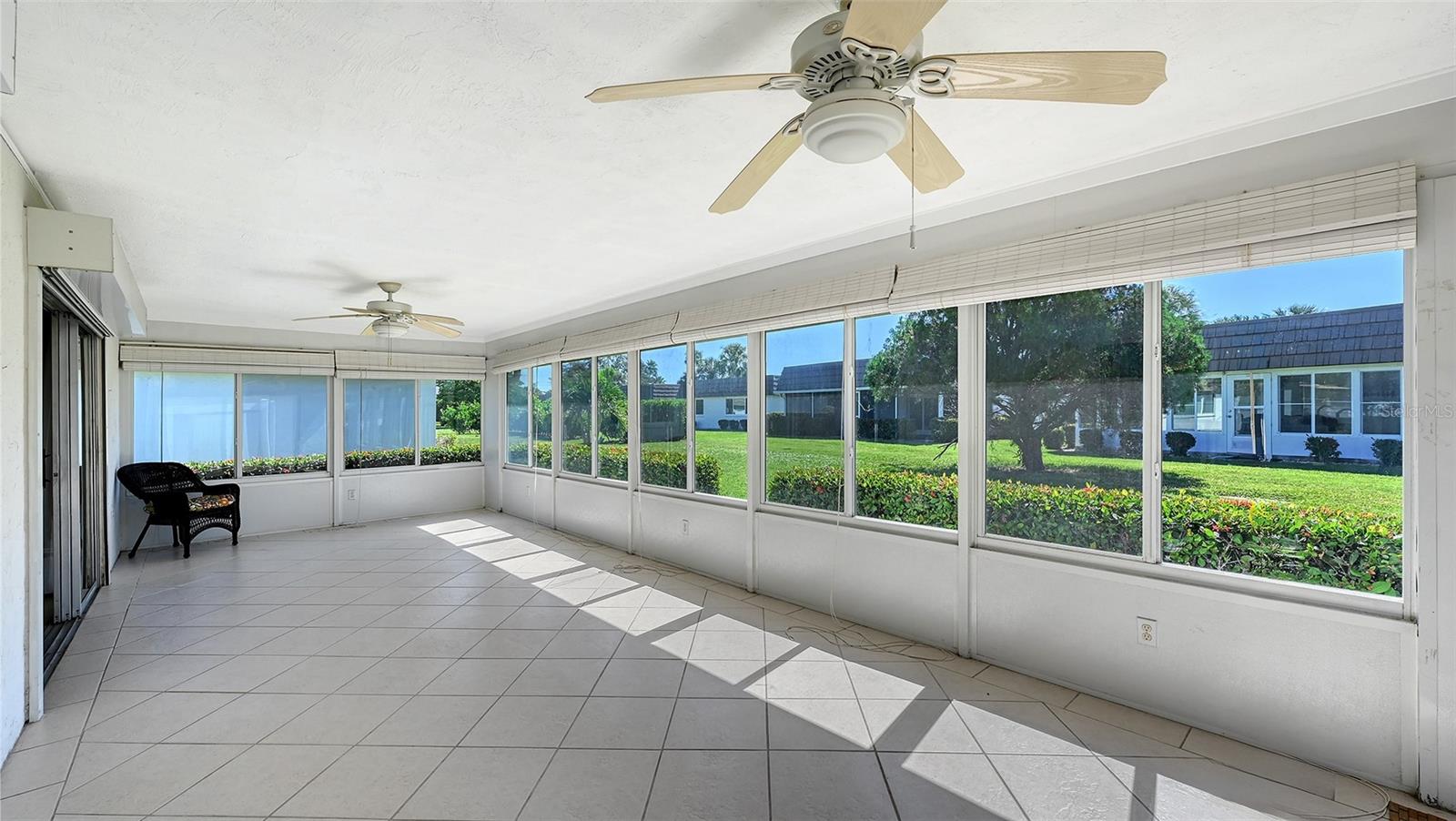 Image 27 of 47 For 5474 Riverbluff Circle V35