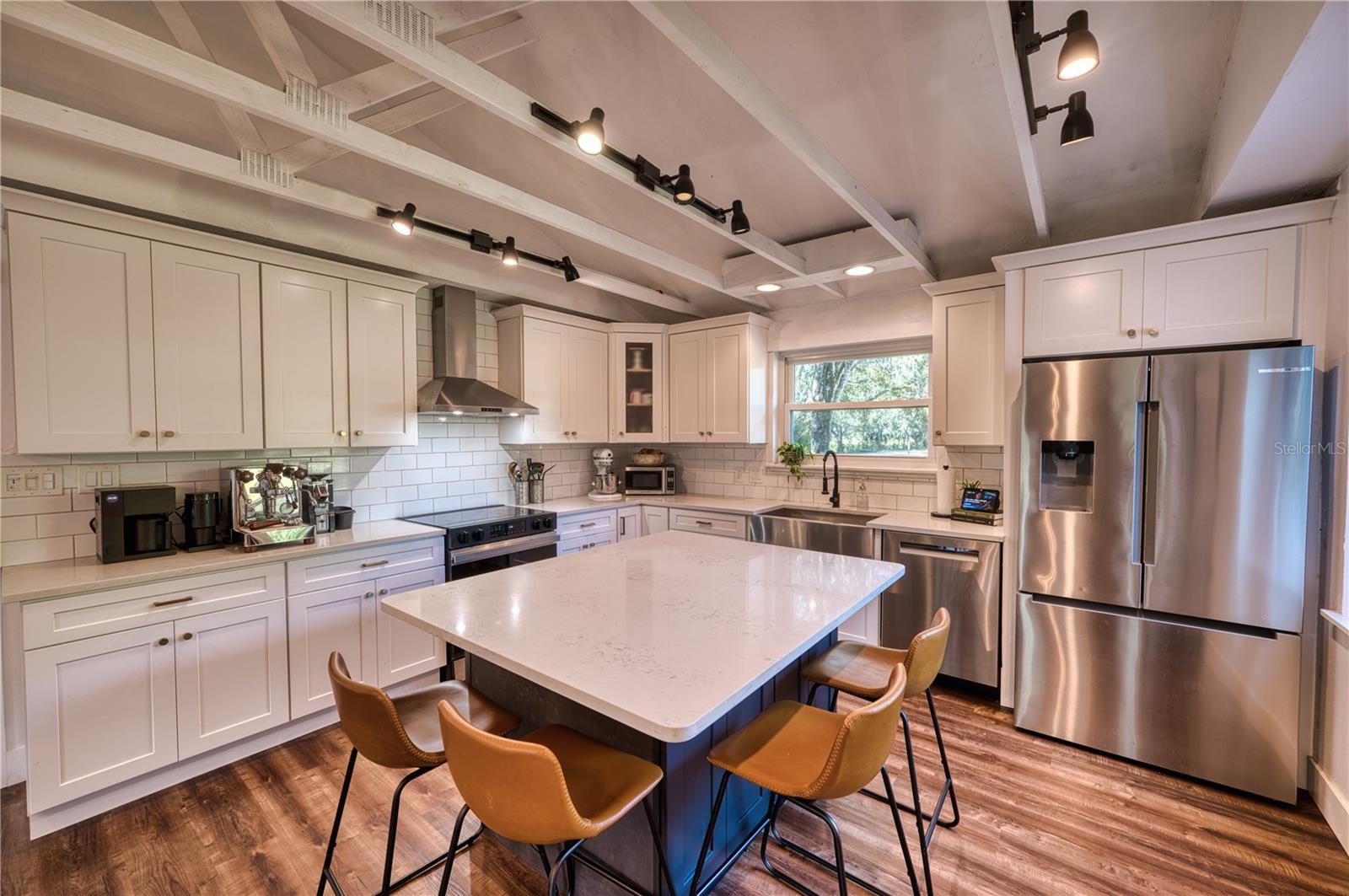 Image 19 of 88 For 5310 Jim Davis Road