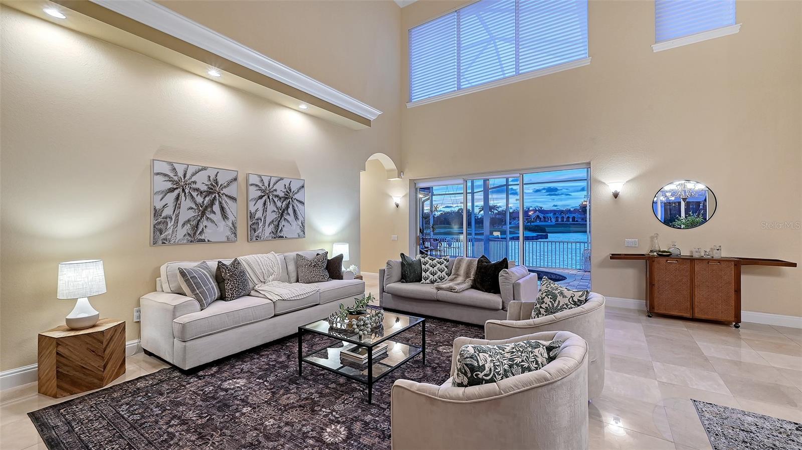 Listing photo id 12 for 7460 Monte Verde