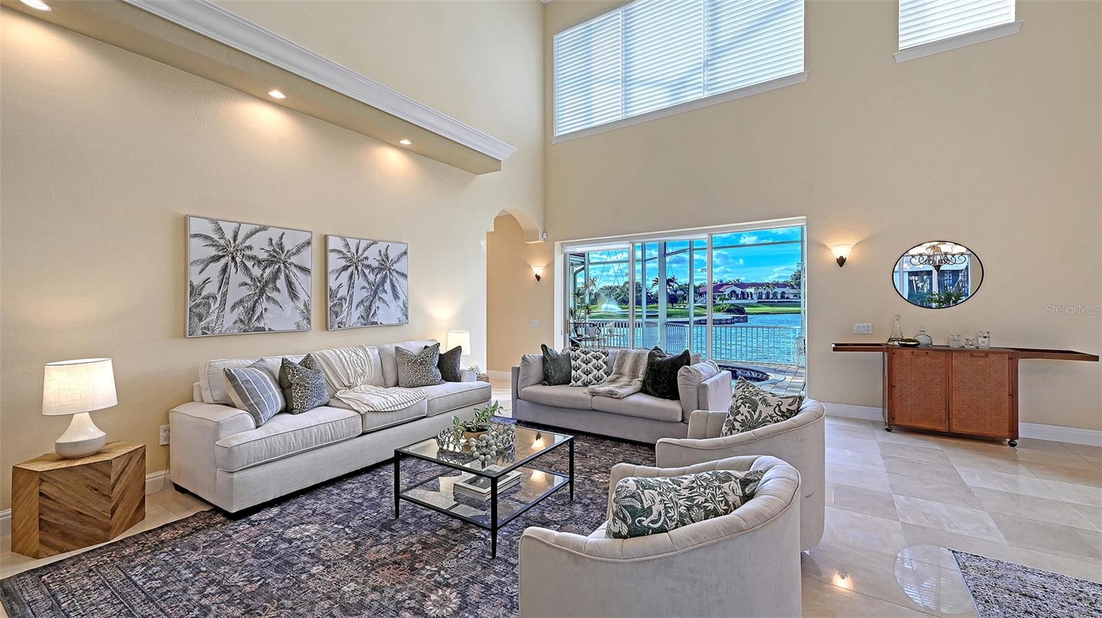 Listing photo id 15 for 7460 Monte Verde