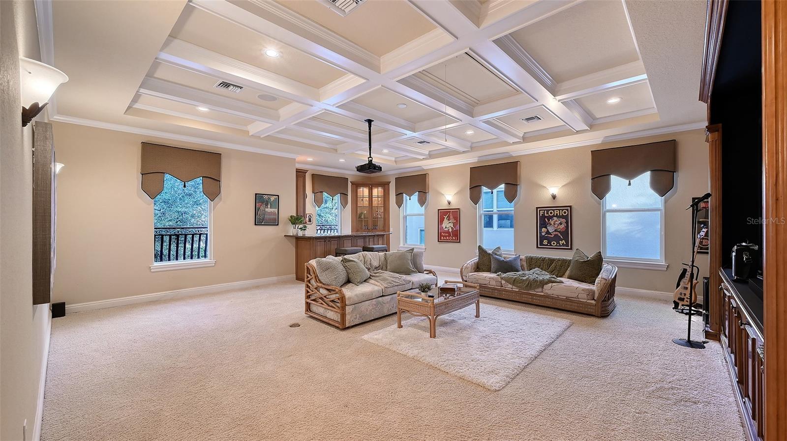 Listing photo id 64 for 7460 Monte Verde