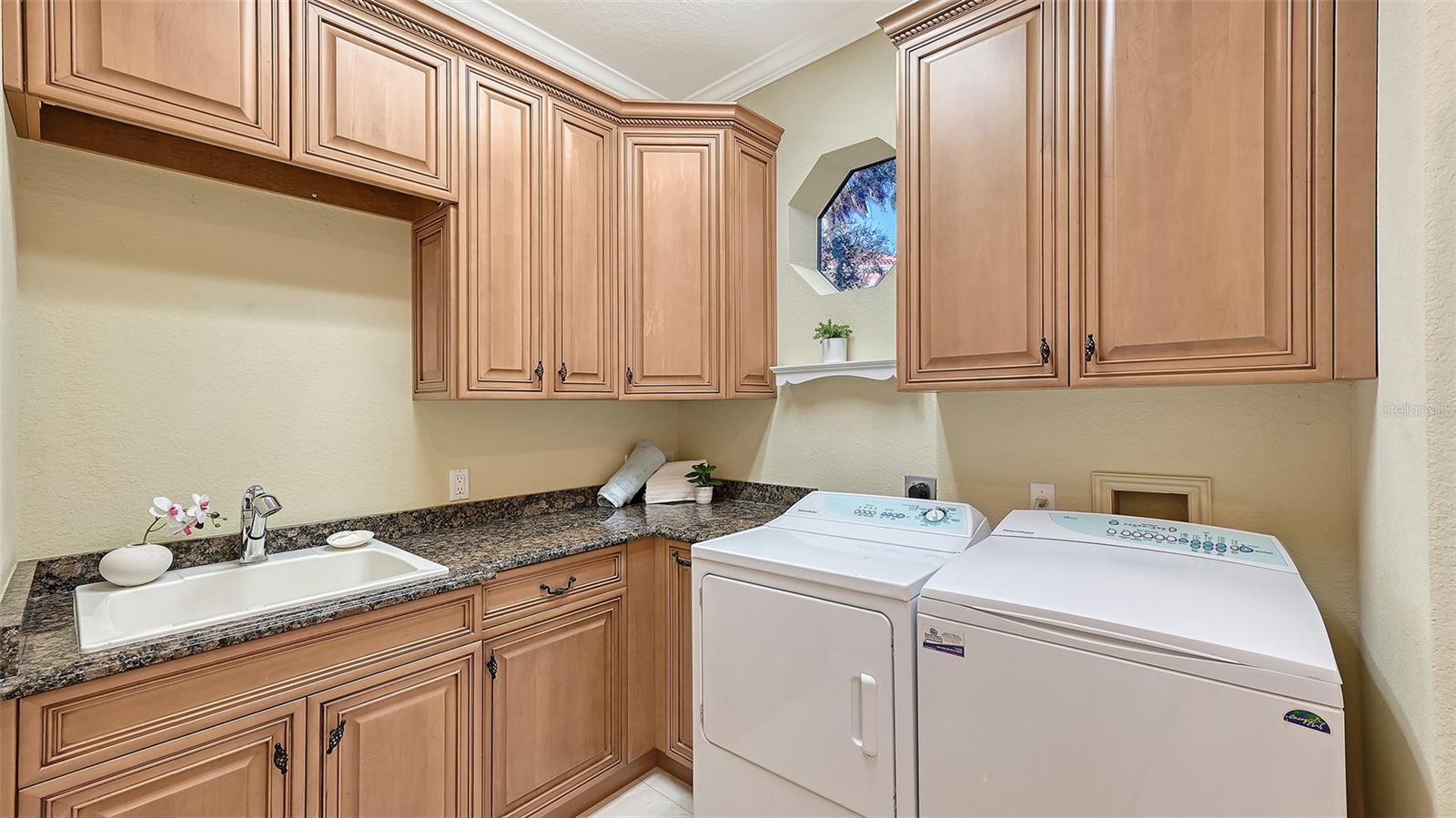 Listing photo id 70 for 7460 Monte Verde