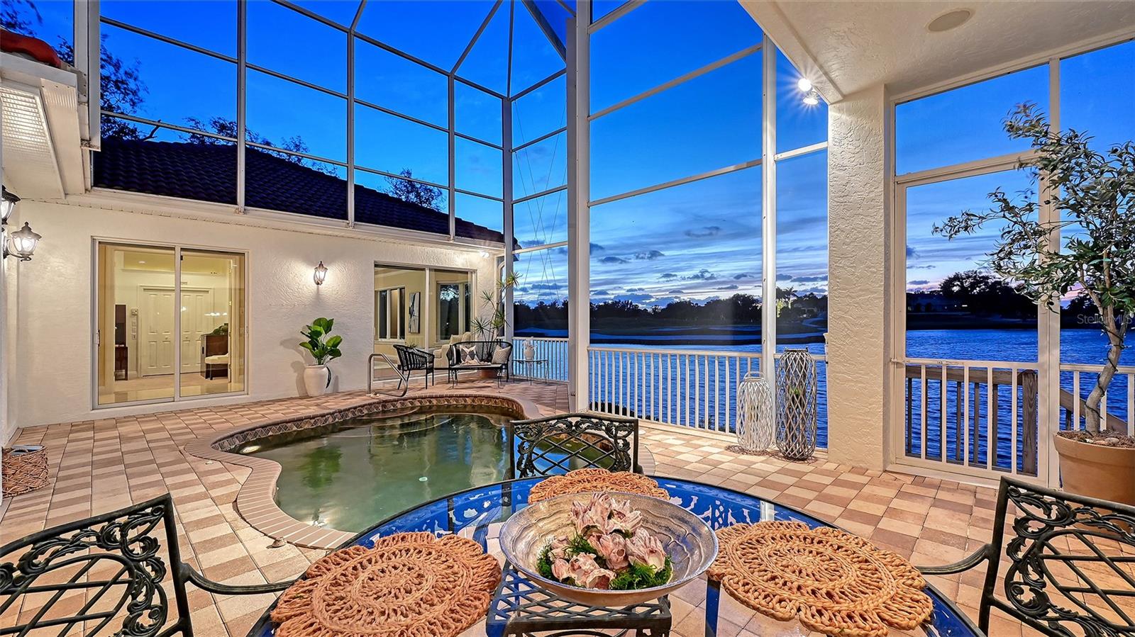 Listing photo id 72 for 7460 Monte Verde