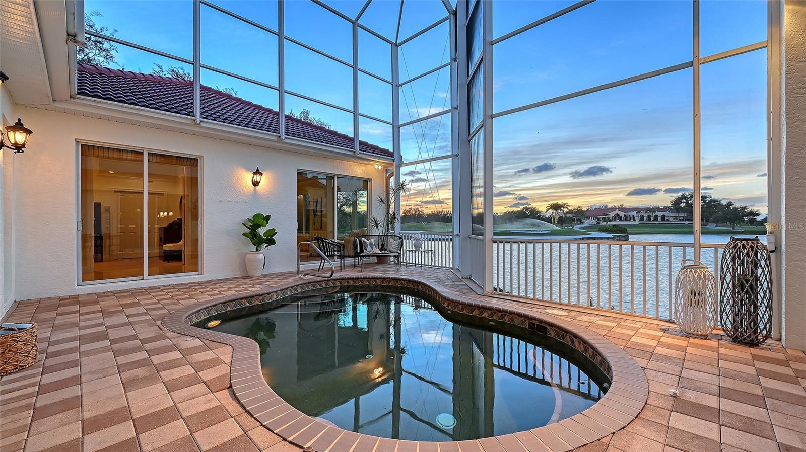 Listing photo id 79 for 7460 Monte Verde