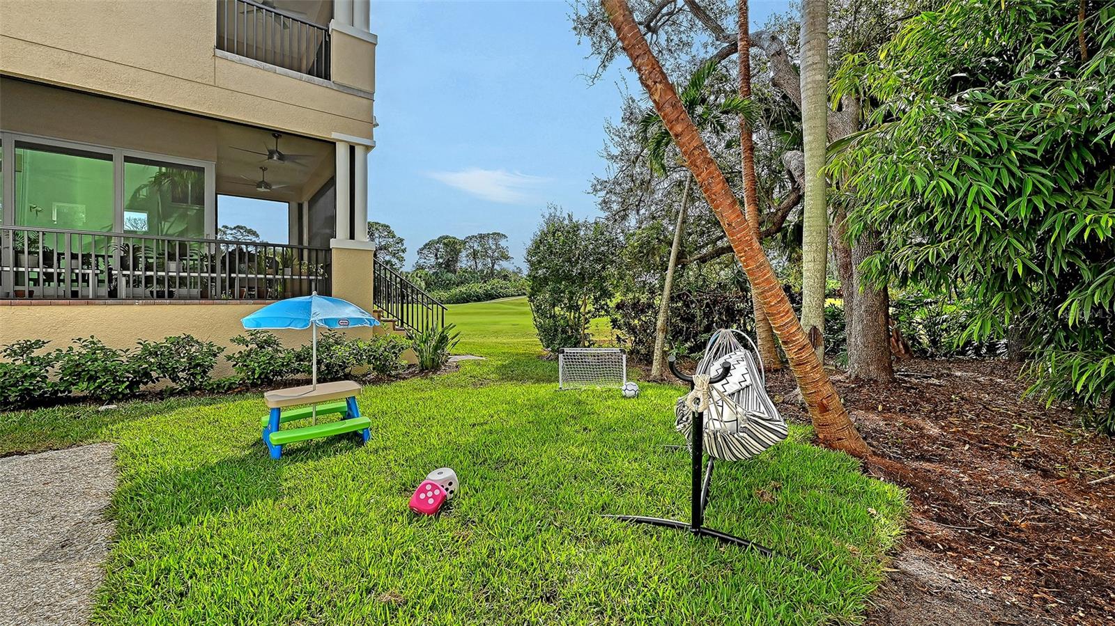 Listing photo id 85 for 7460 Monte Verde