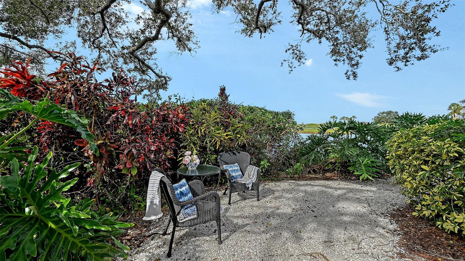 Listing photo id 88 for 7460 Monte Verde