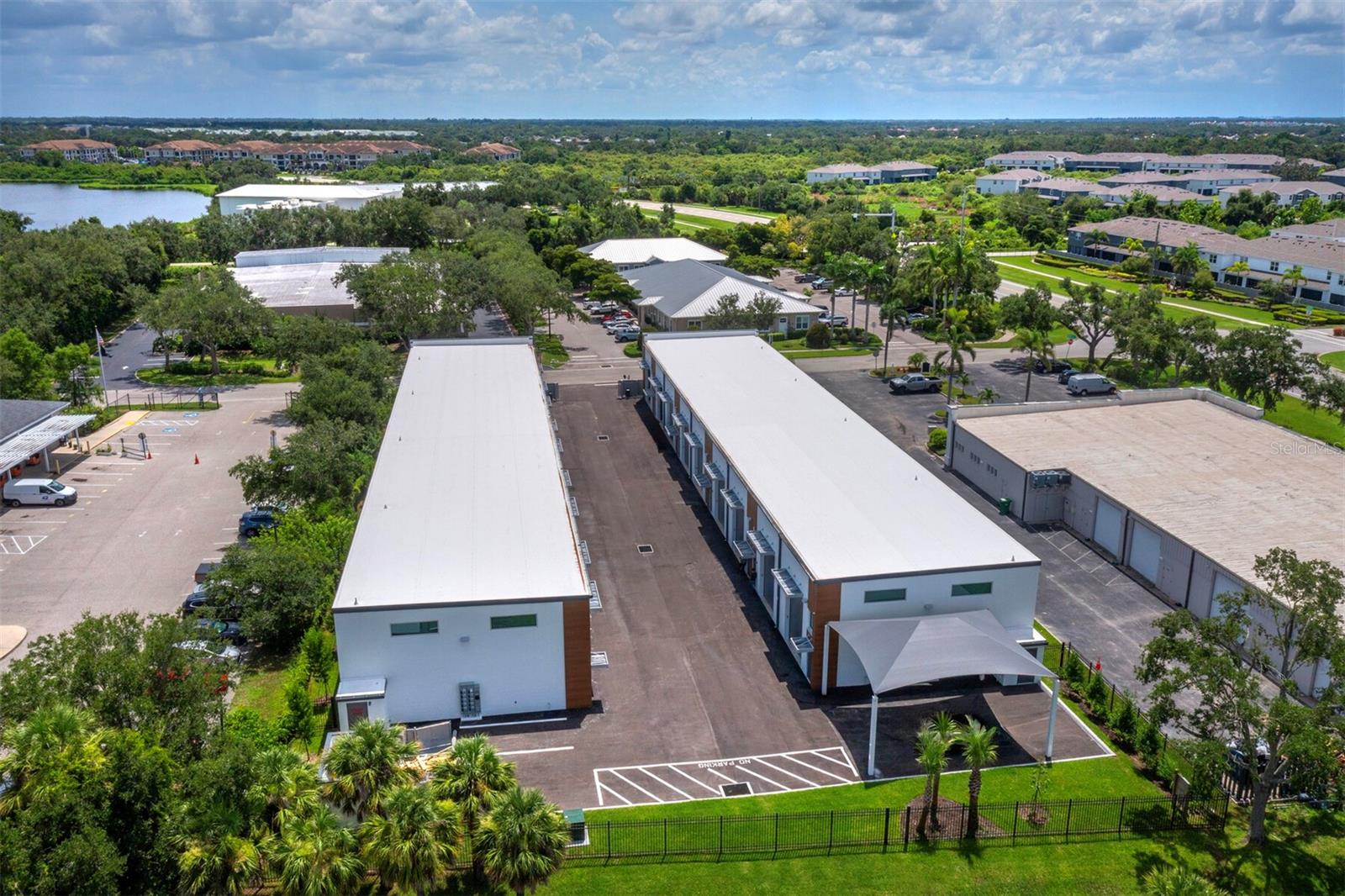 Image 21 of 27 For 6566 Palmer Park Circle 1