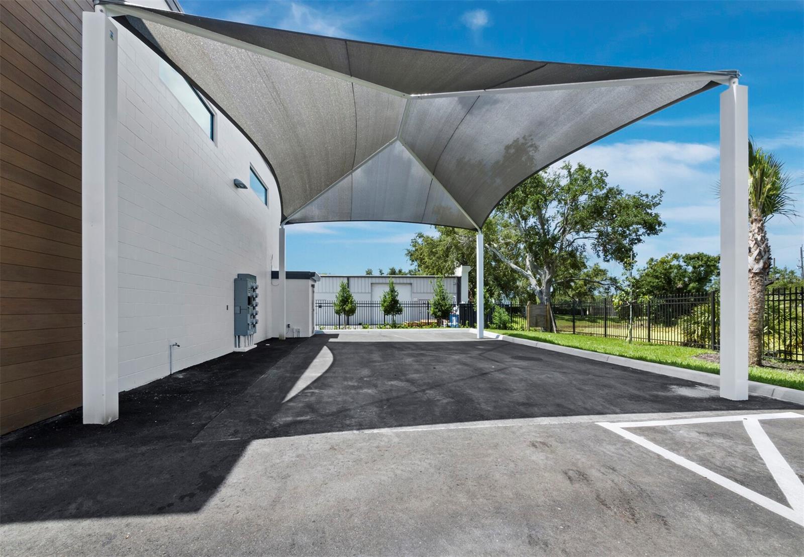 Image 26 of 27 For 6566 Palmer Park Circle 1