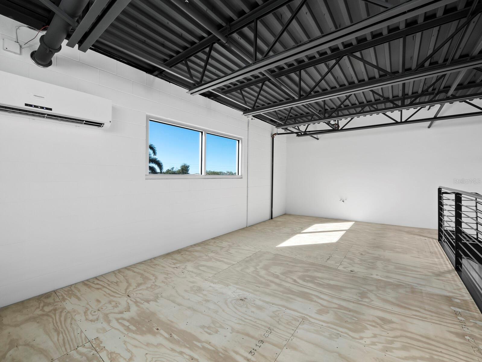 Image 9 of 27 For 6566 Palmer Park Circle 1