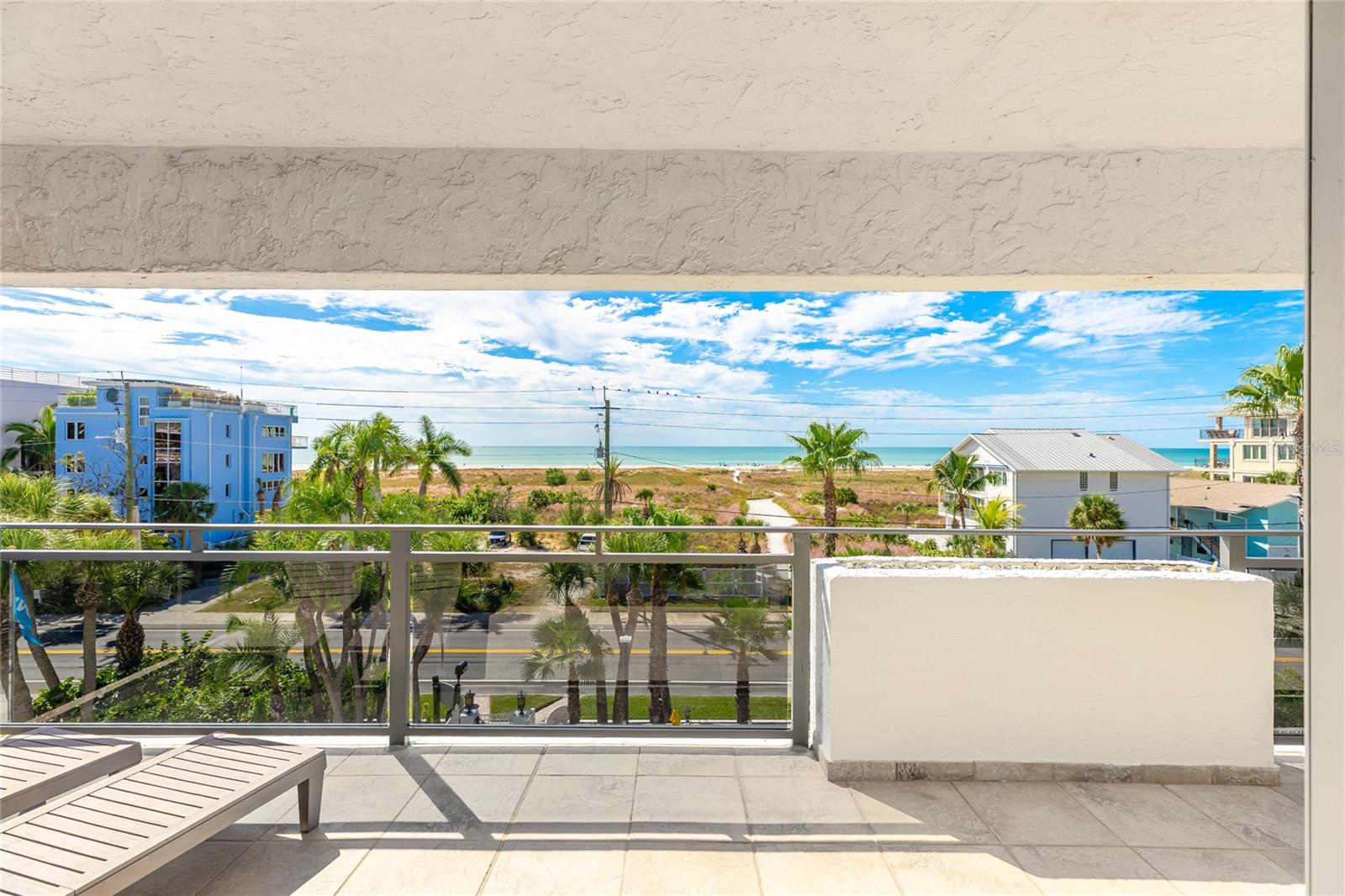 Image 28 of 43 For 625 Beach Road 407