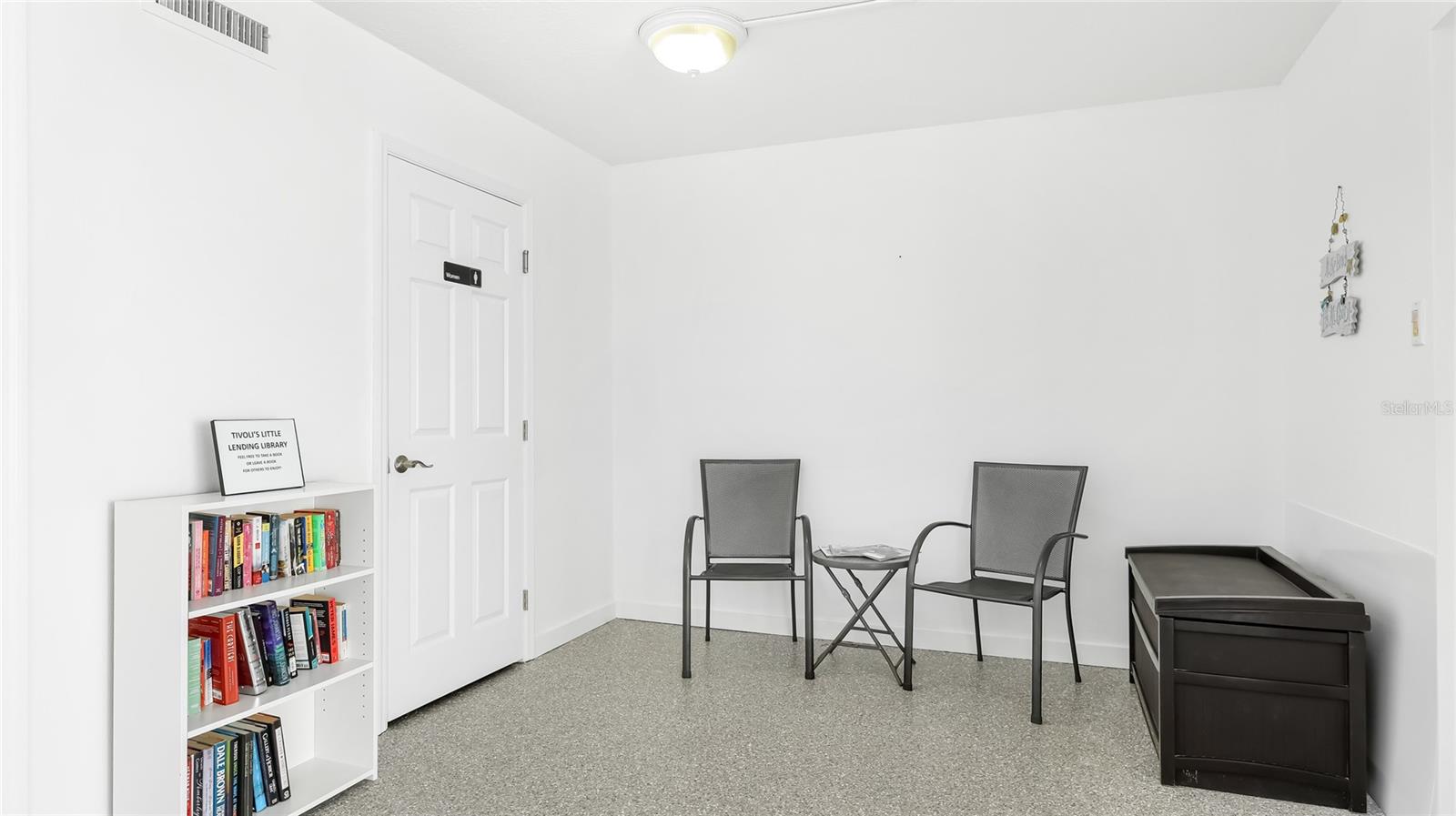 Image 43 of 43 For 625 Beach Road 407