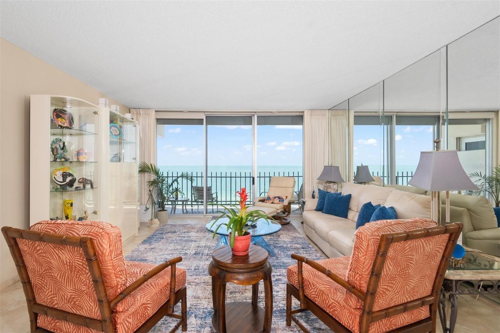 Image 11 of 42 For 1212 Benjamin Franklin Drive 901