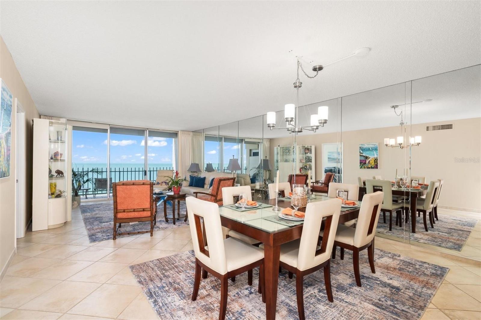 Image 14 of 42 For 1212 Benjamin Franklin Drive 901