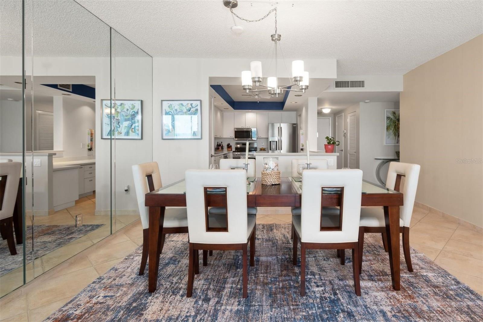 Image 16 of 42 For 1212 Benjamin Franklin Drive 901