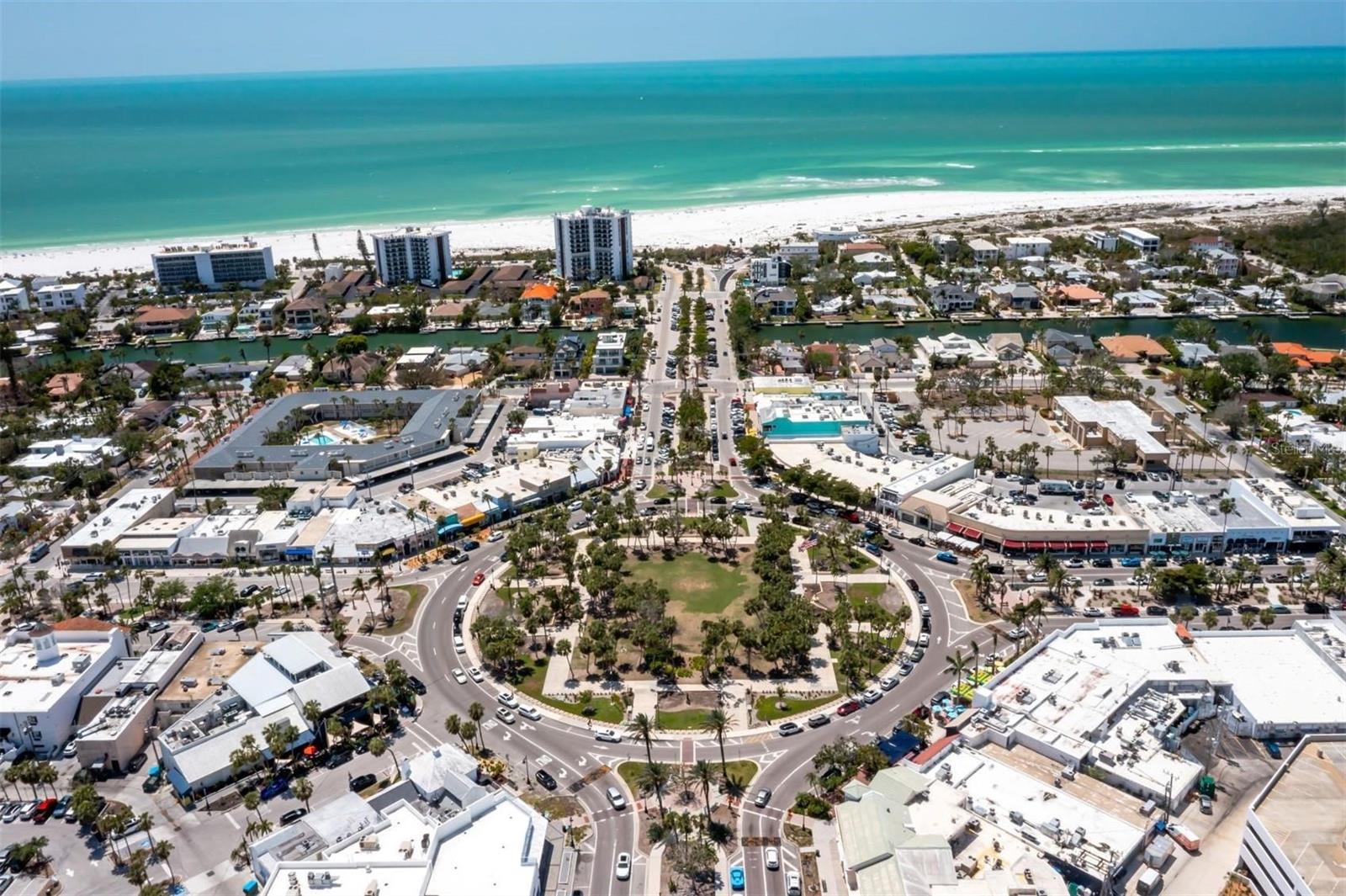 Image 34 of 42 For 1212 Benjamin Franklin Drive 901