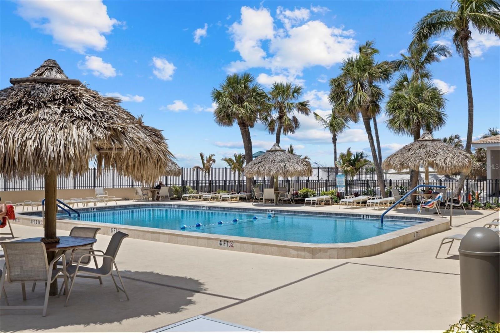 Image 5 of 42 For 1212 Benjamin Franklin Drive 901