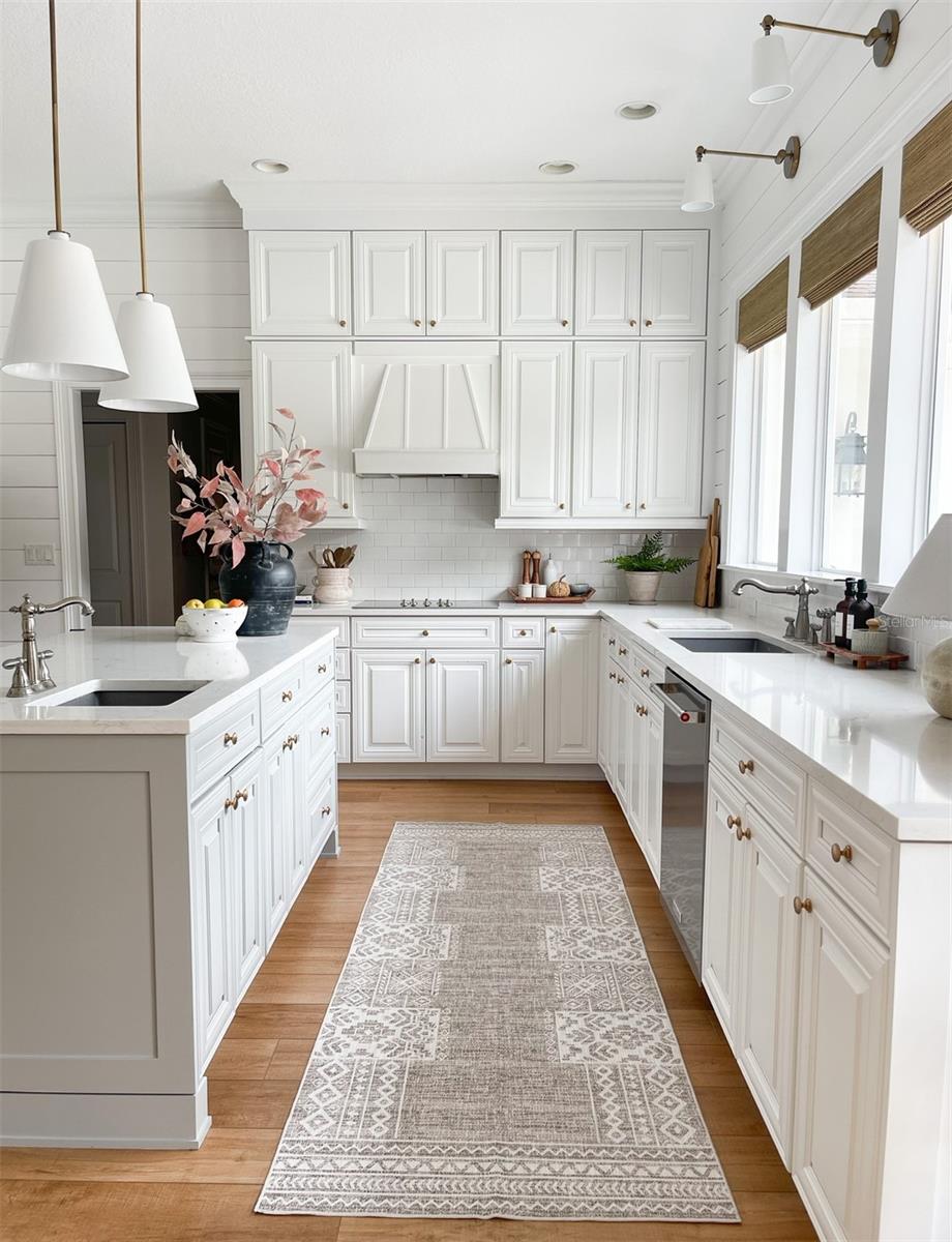 Image 12 of 32 For 607 51st Street Nw