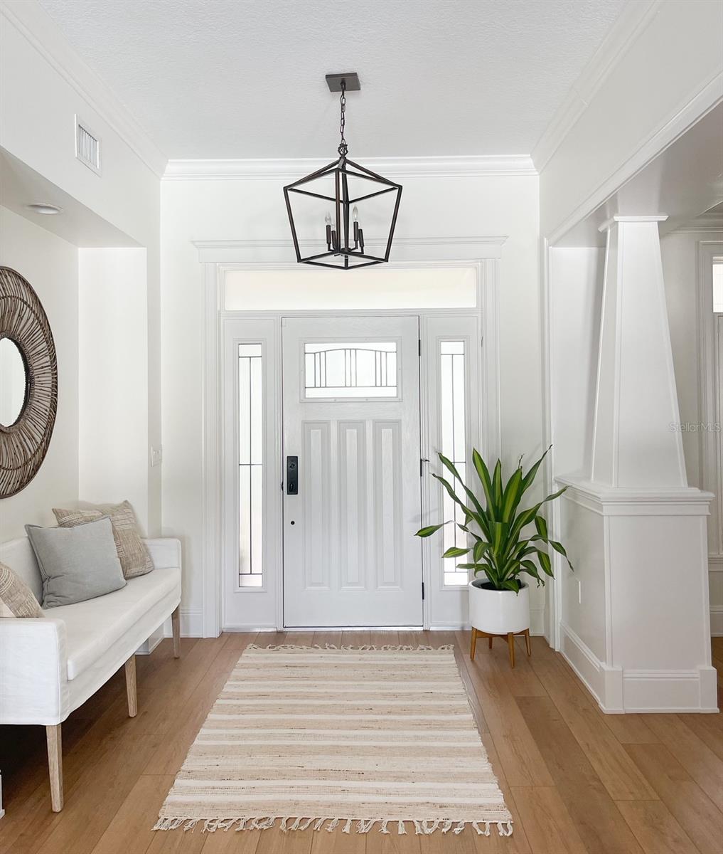 Image 5 of 32 For 607 51st Street Nw