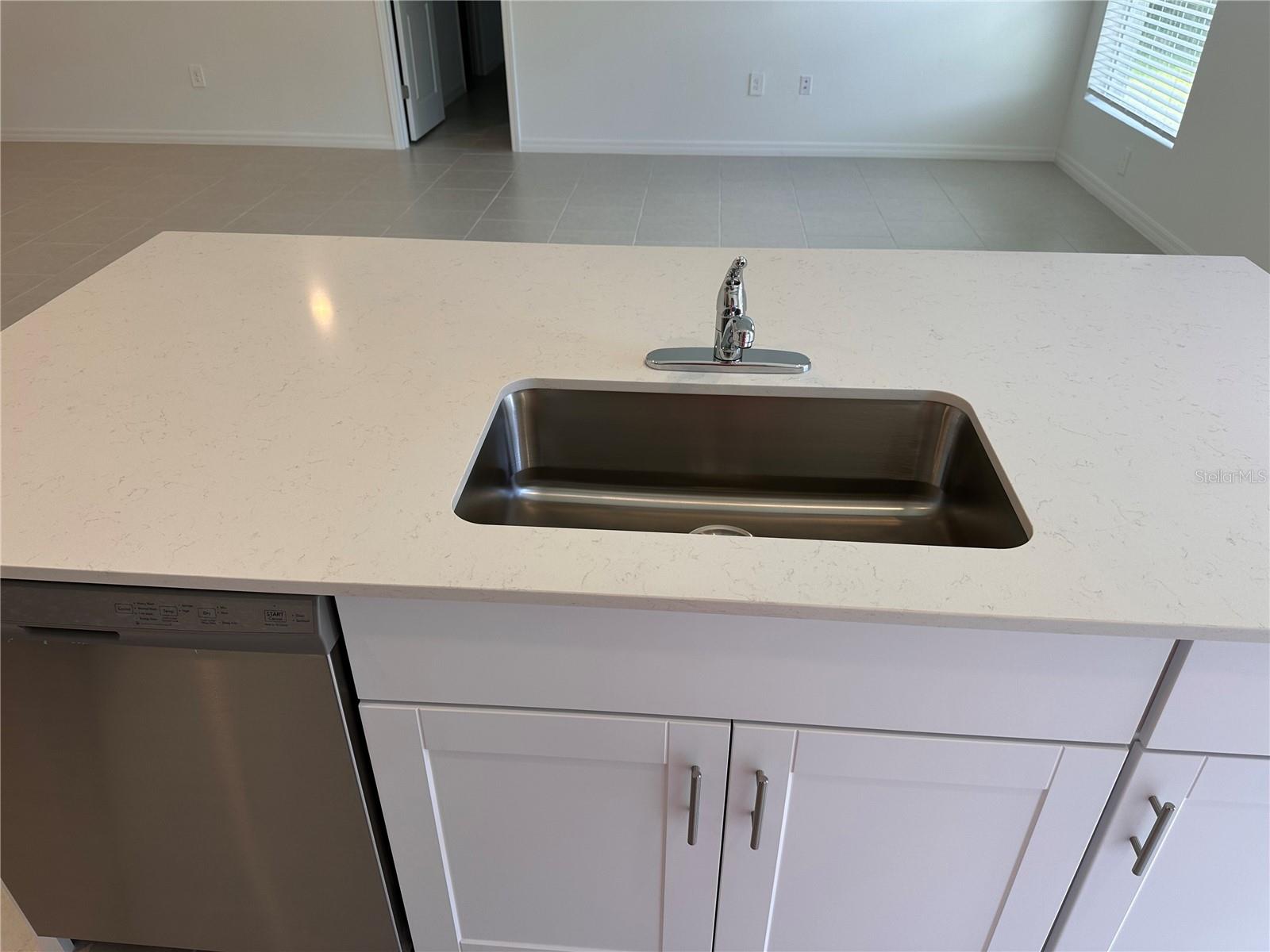 Image 4 of 14 For 1641 Nabatoff Street