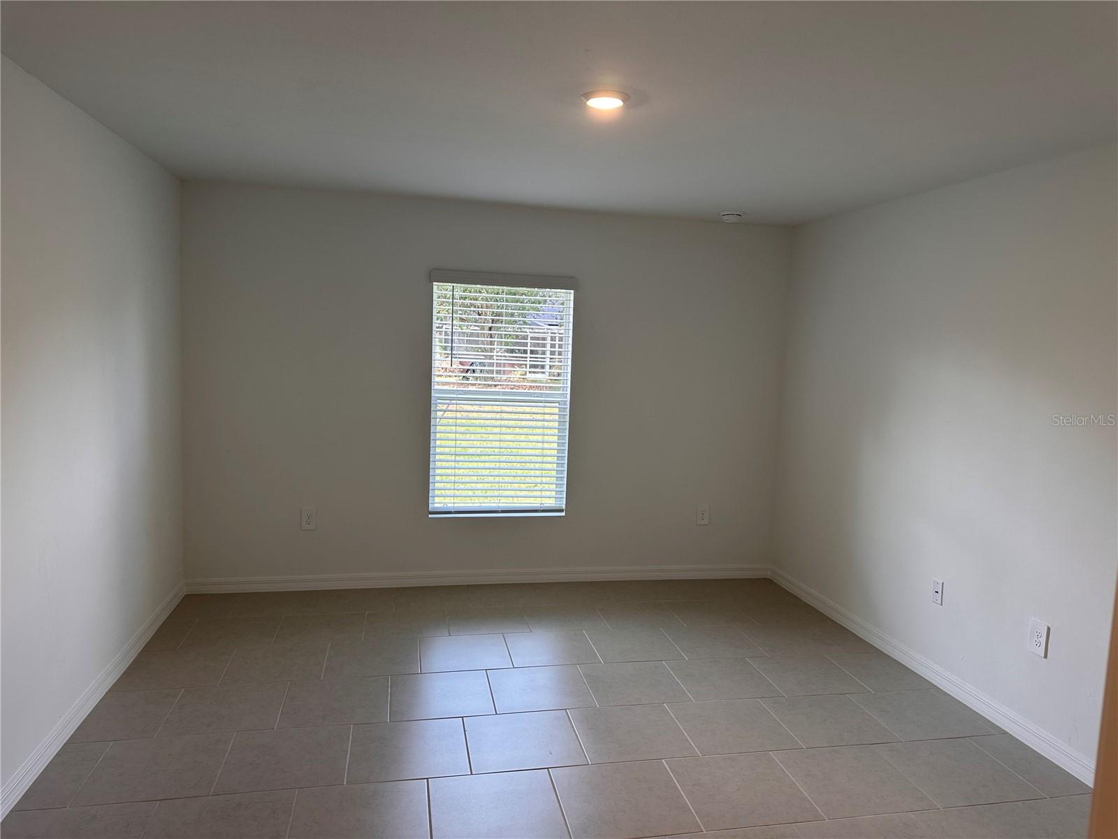 Image 5 of 14 For 1641 Nabatoff Street