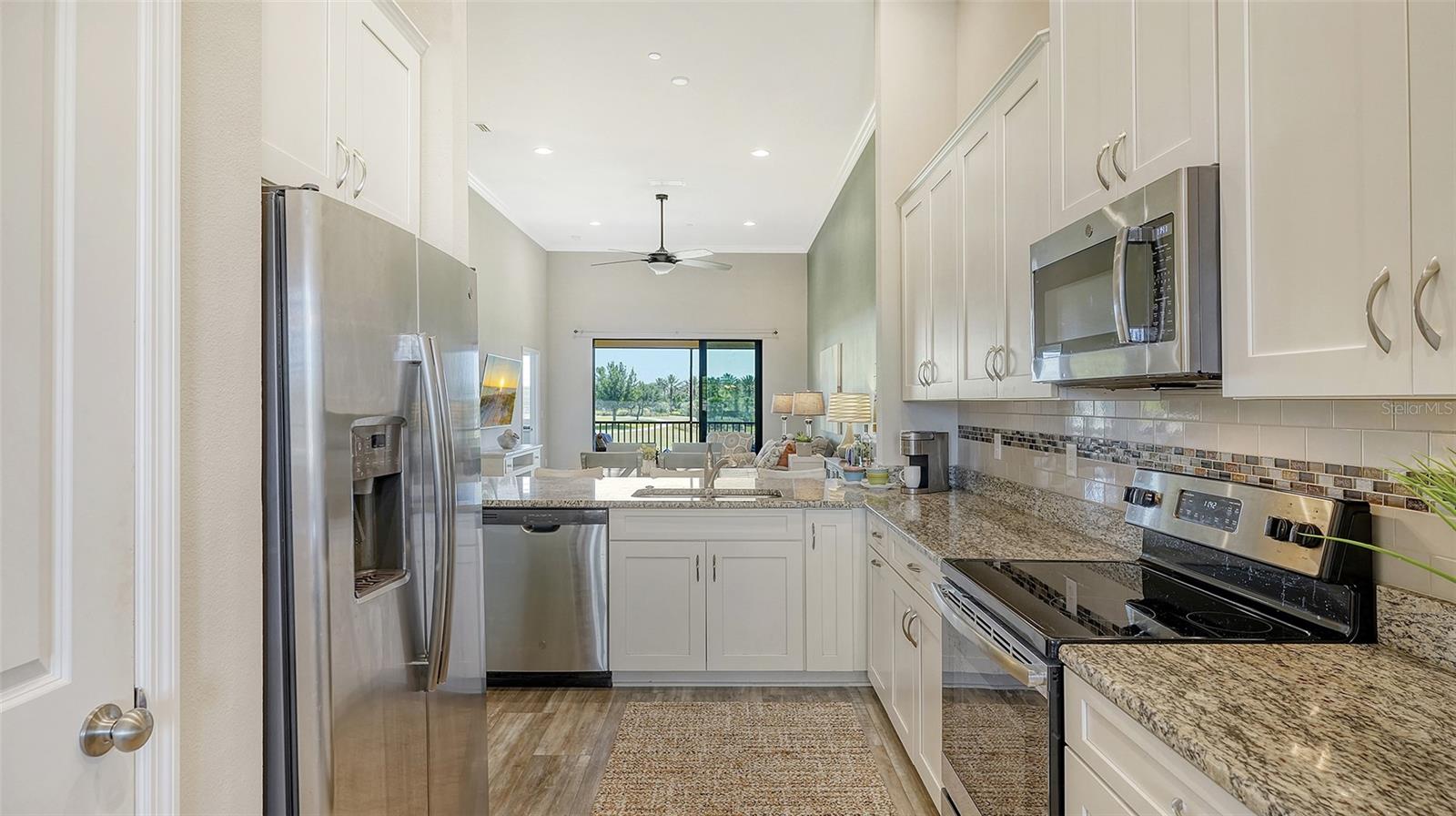 Image 21 of 78 For 12630 Sorrento Way 203