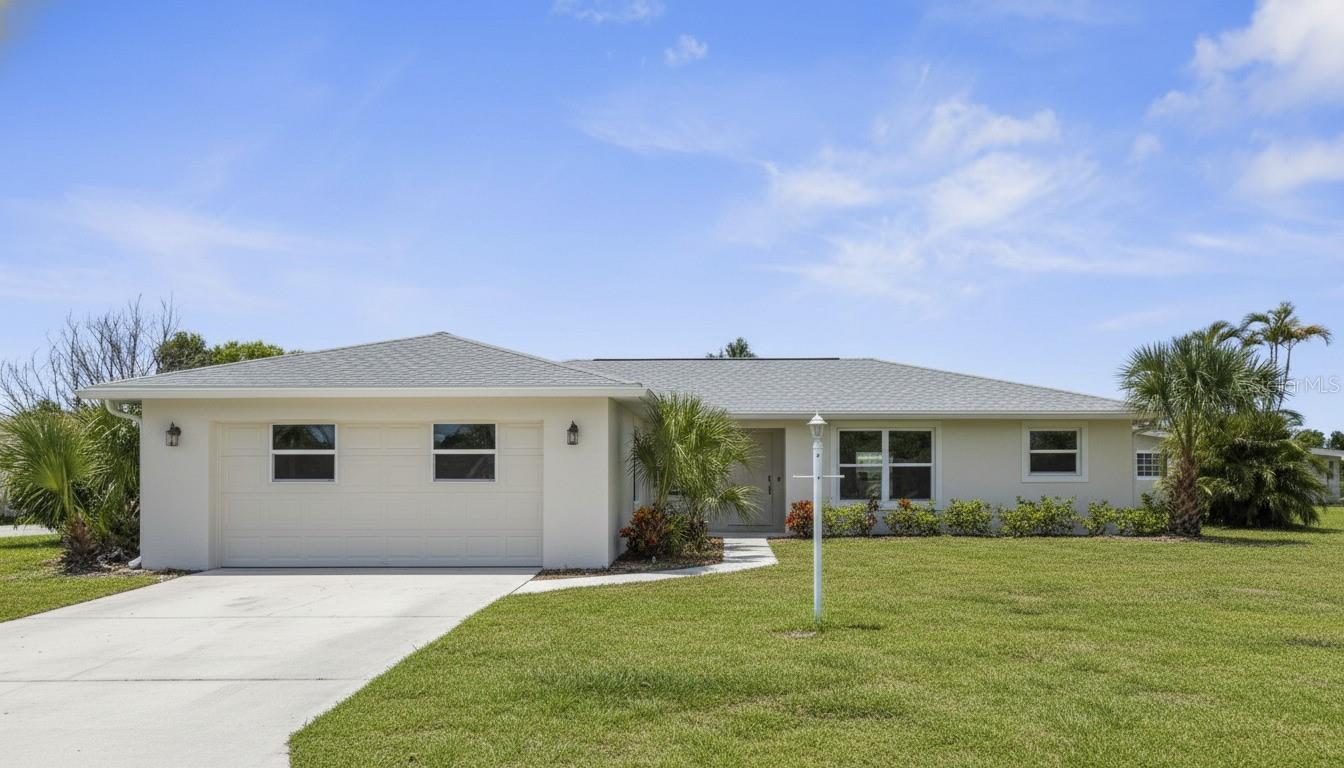 Image 2 of 19 For 189 Cummins Avenue Ne