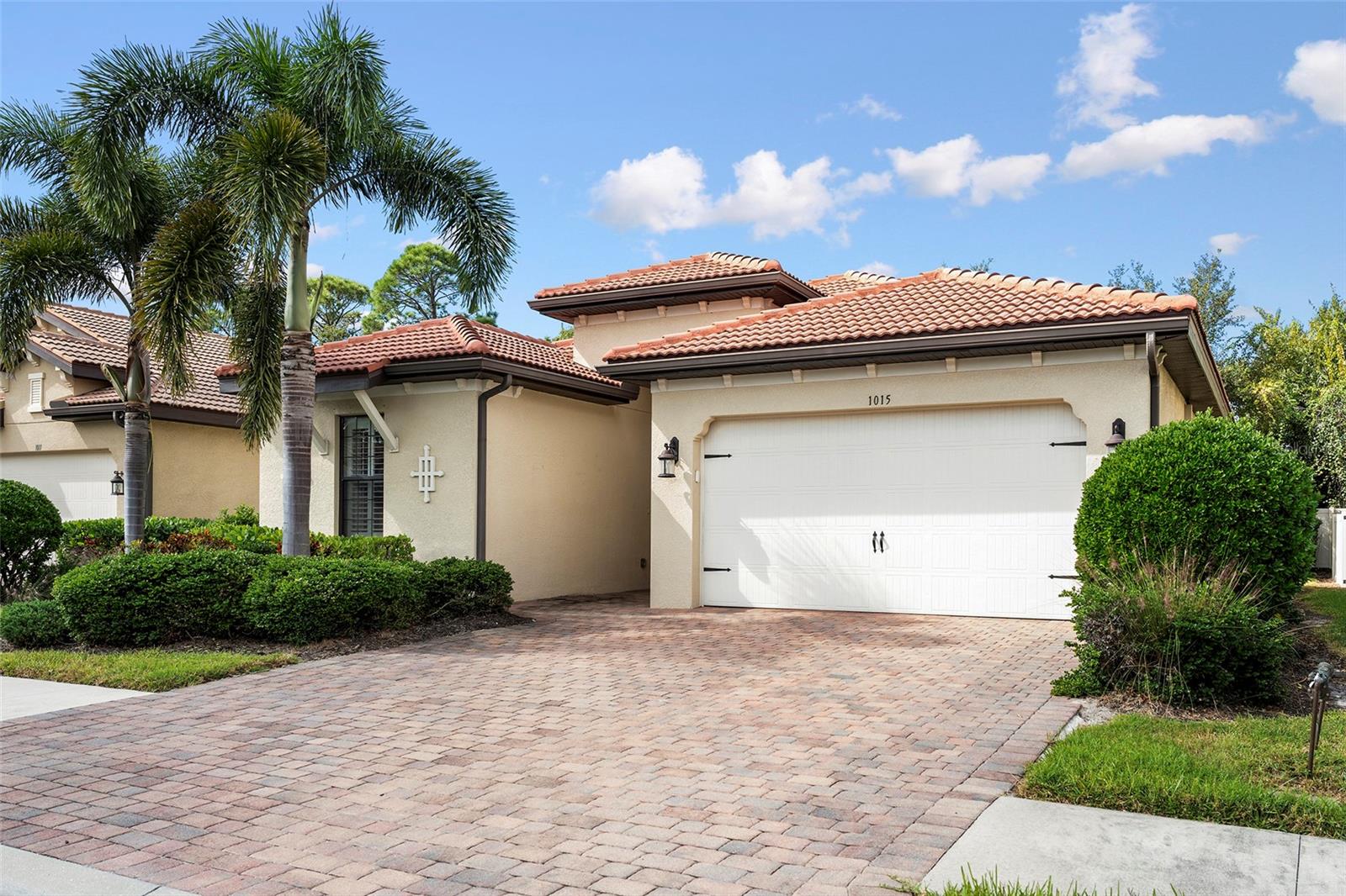 Image 30 of 41 For 1015 Bluffwood Drive