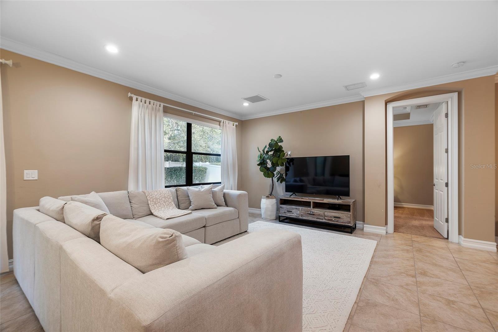 Image 6 of 41 For 1015 Bluffwood Drive