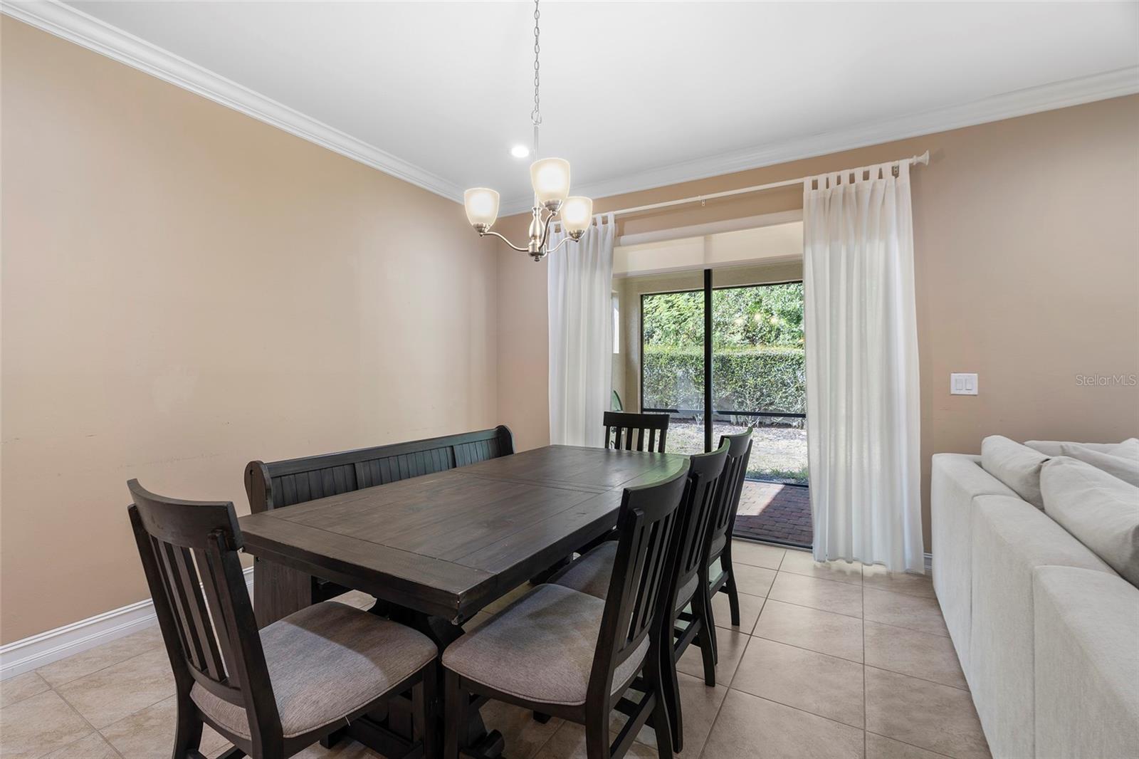 Image 8 of 41 For 1015 Bluffwood Drive