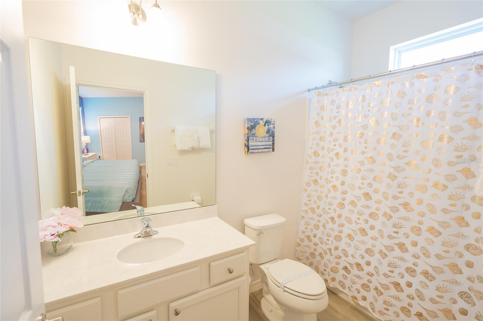 Image 24 of 39 For 6020 Oak Green Loop