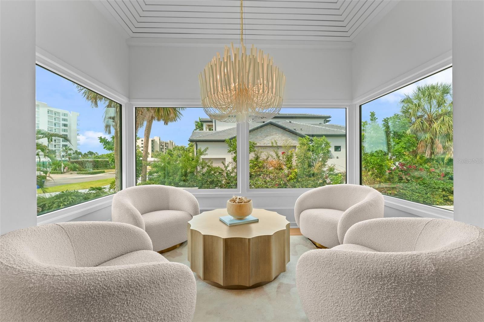 Image 22 of 55 For 991 Longboat Club Road