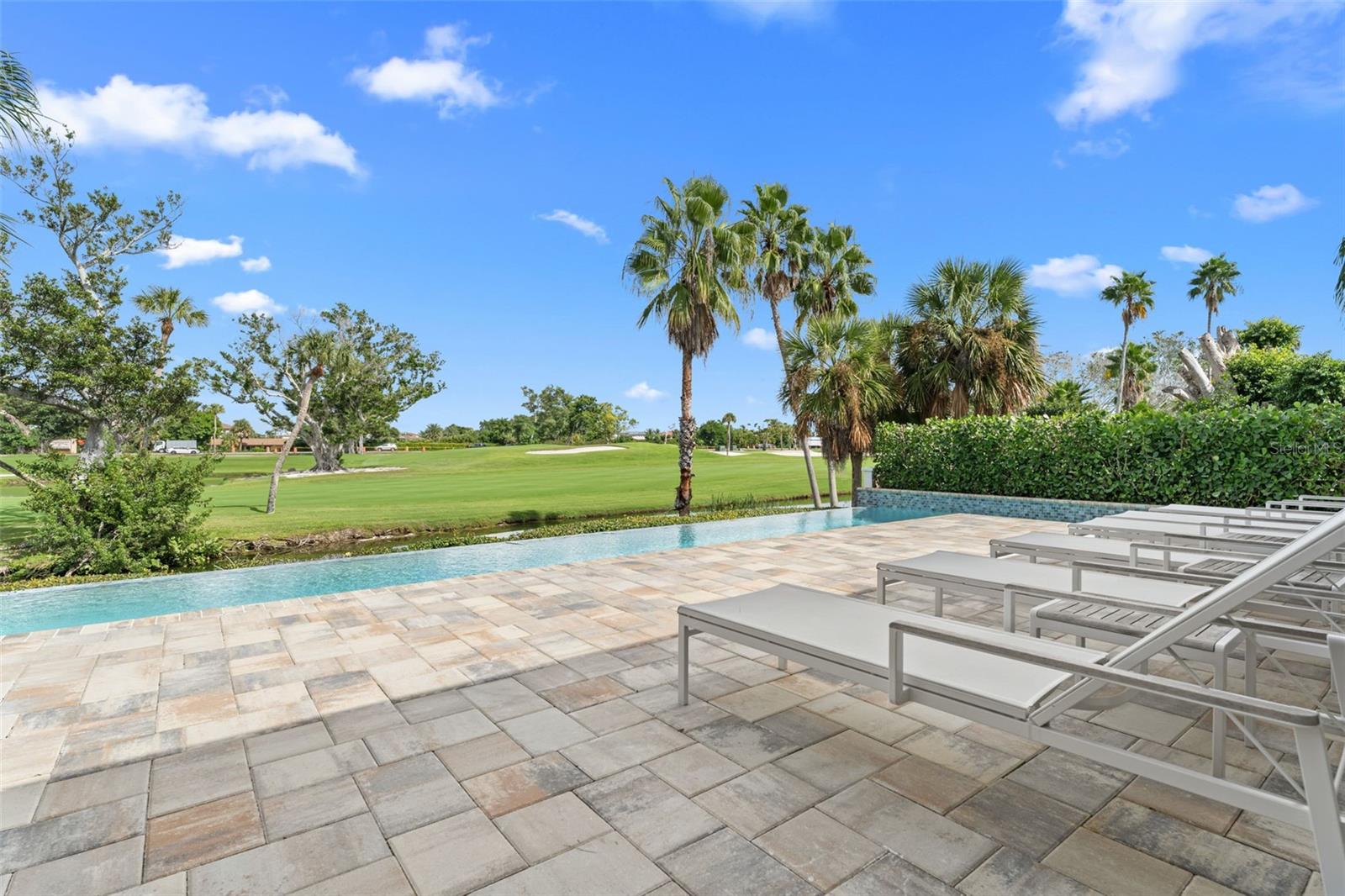 Image 37 of 55 For 991 Longboat Club Road