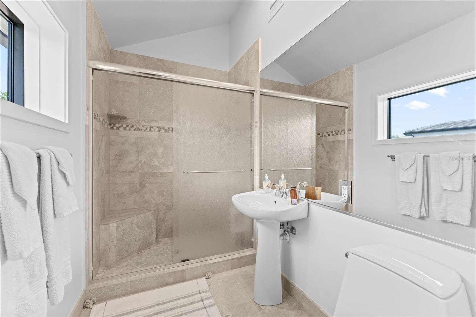 Image 44 of 55 For 991 Longboat Club Road