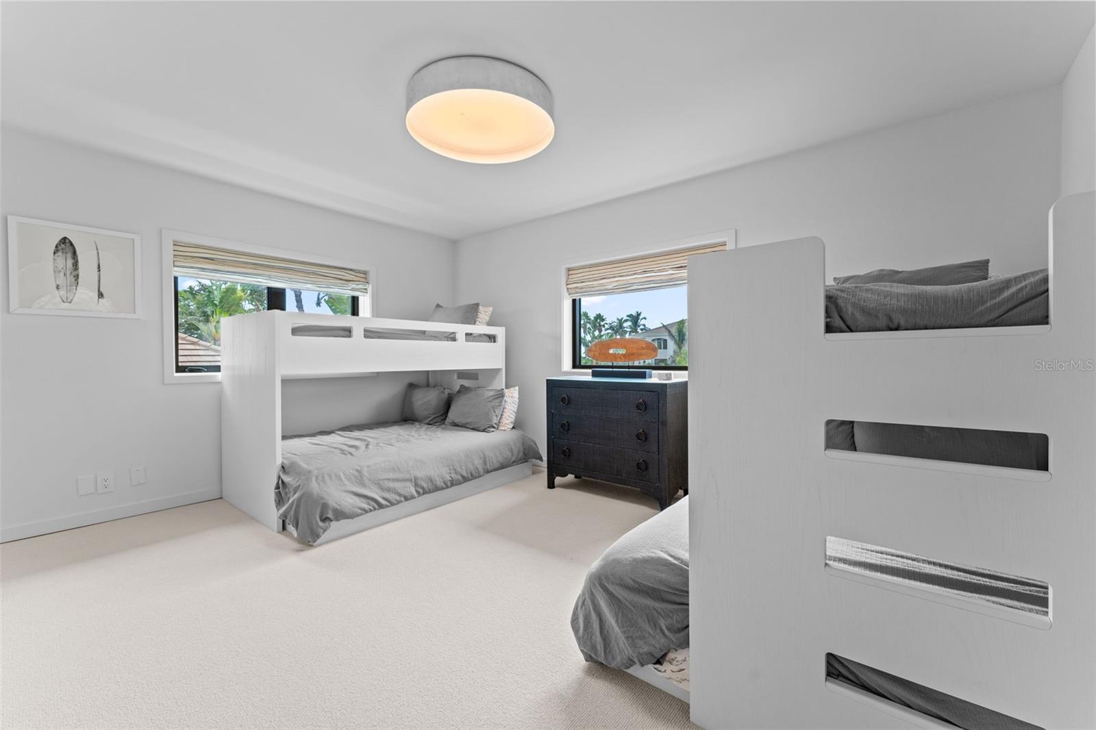 Image 45 of 55 For 991 Longboat Club Road