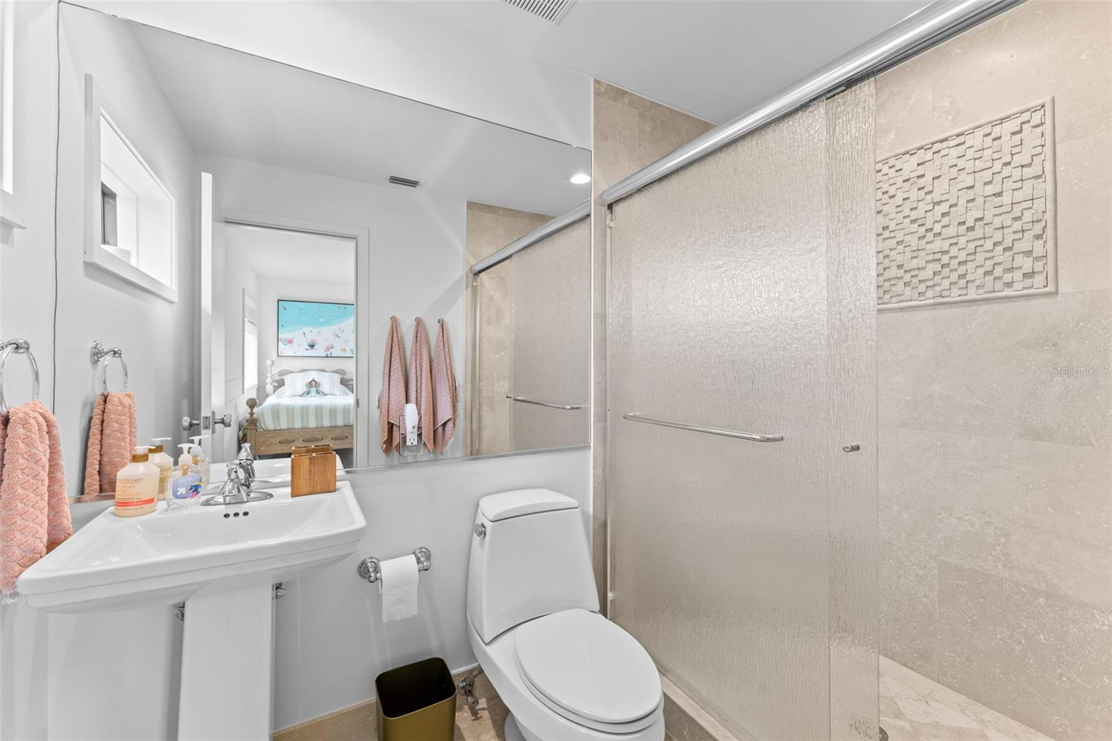 Image 48 of 55 For 991 Longboat Club Road