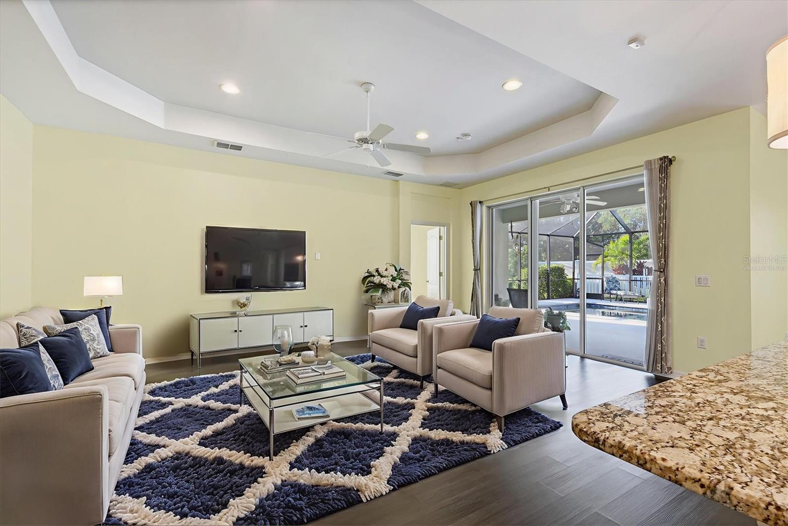 Image 10 of 53 For 7040 White Willow Court