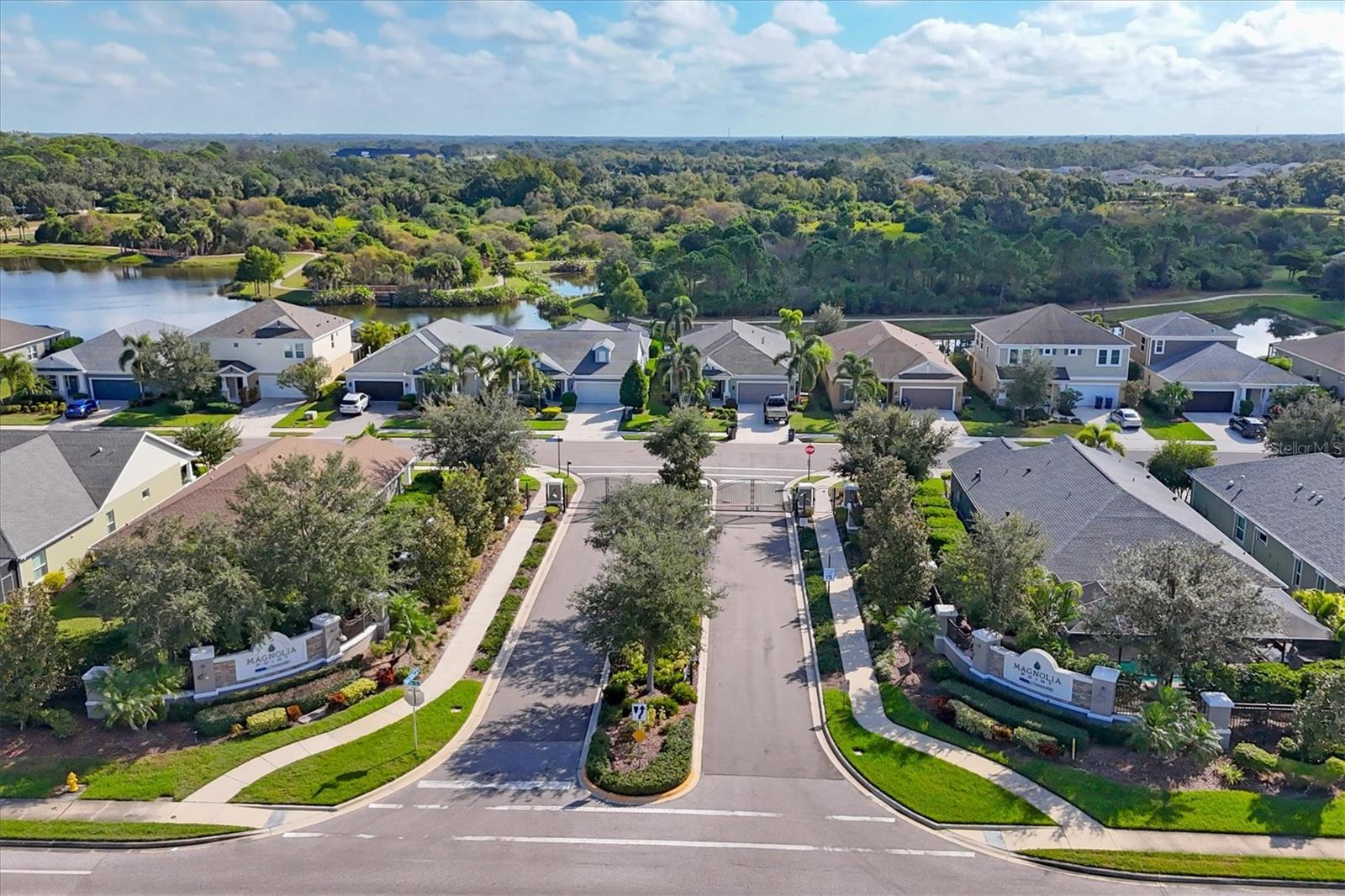 Image 47 of 53 For 7040 White Willow Court