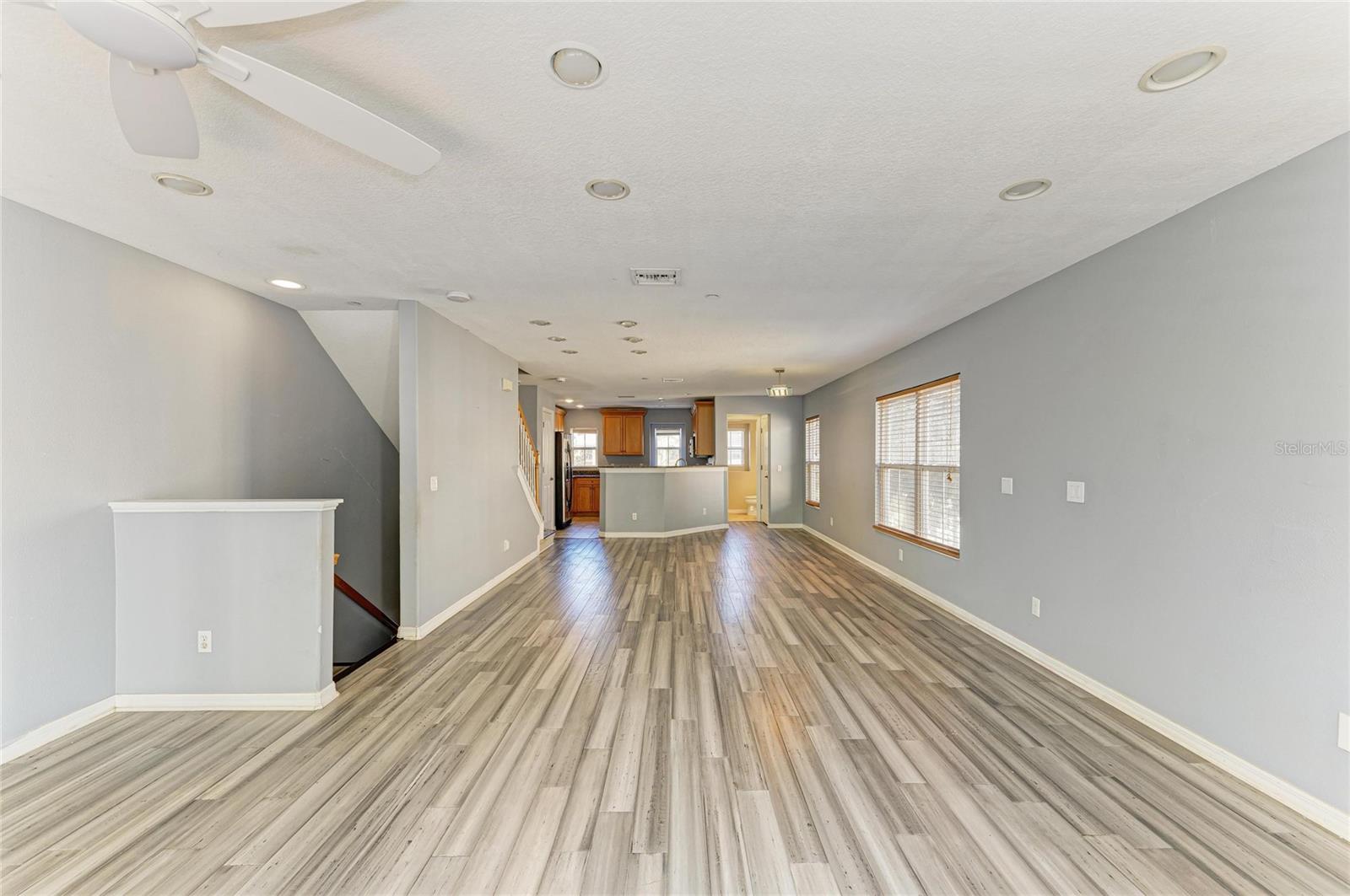 Image 10 of 51 For 8849 White Sage Loop 0