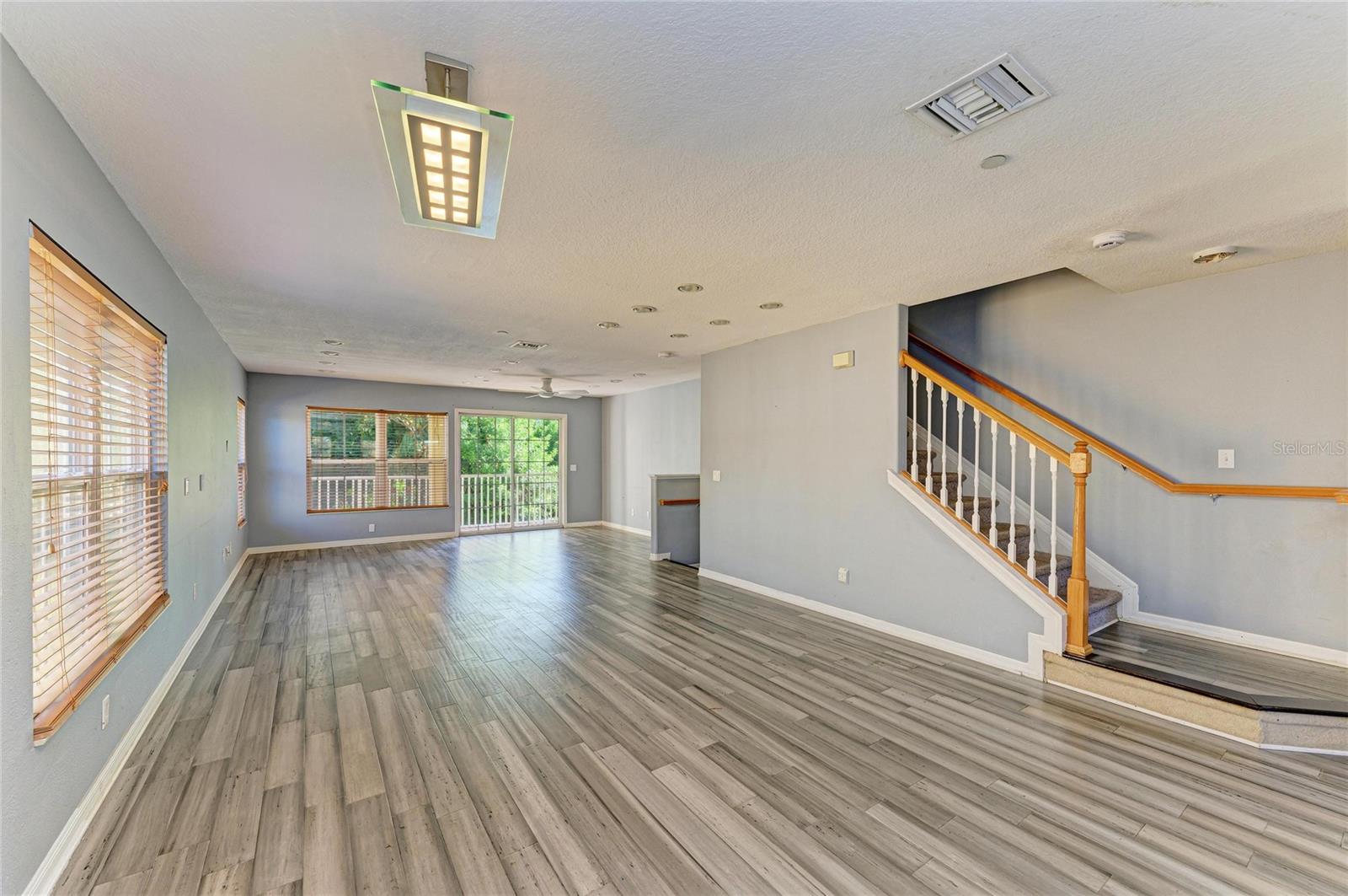 Image 16 of 51 For 8849 White Sage Loop 0