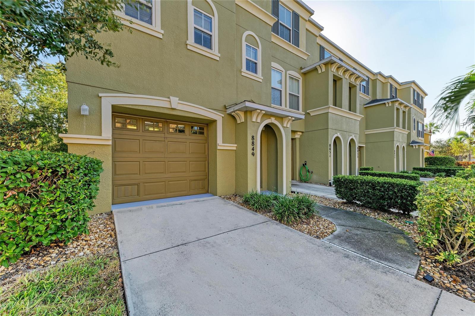 Image 3 of 51 For 8849 White Sage Loop 0