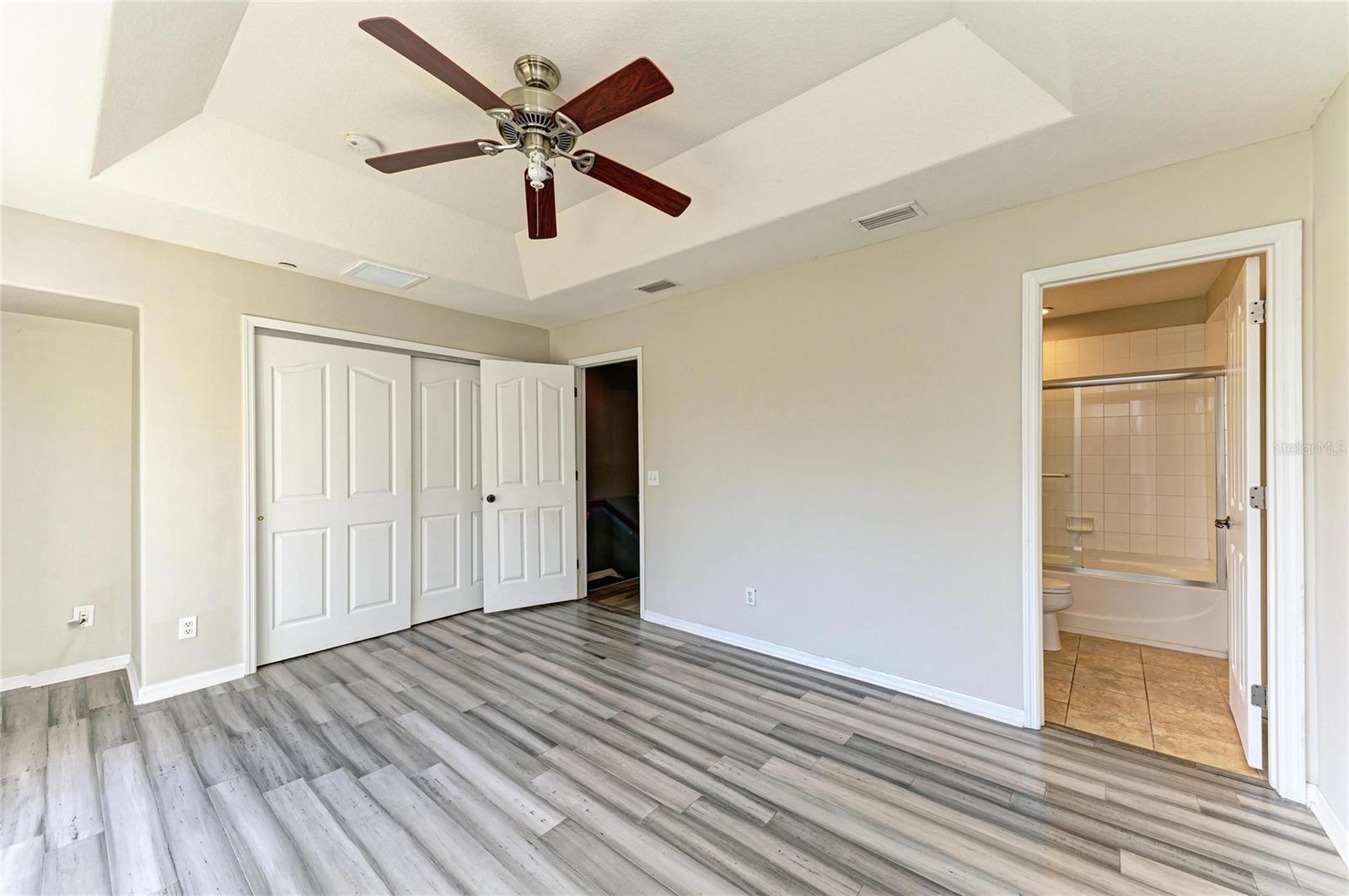 Image 33 of 51 For 8849 White Sage Loop 0