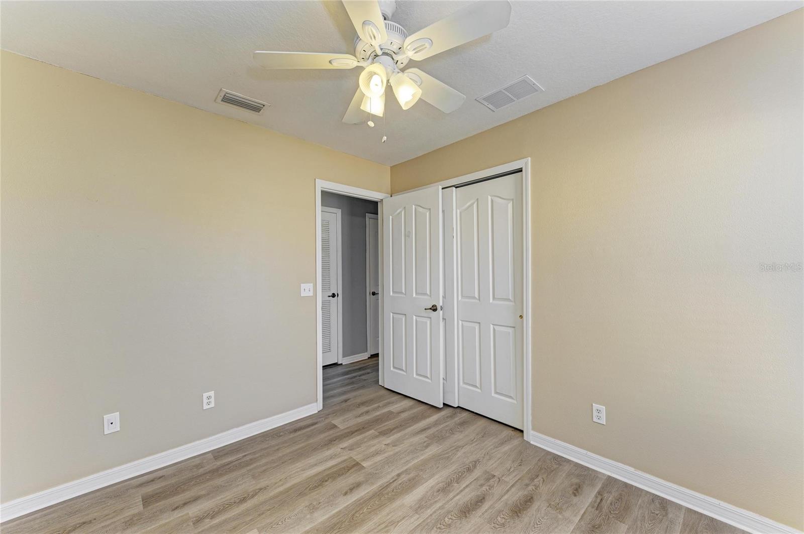 Image 41 of 51 For 8849 White Sage Loop 0