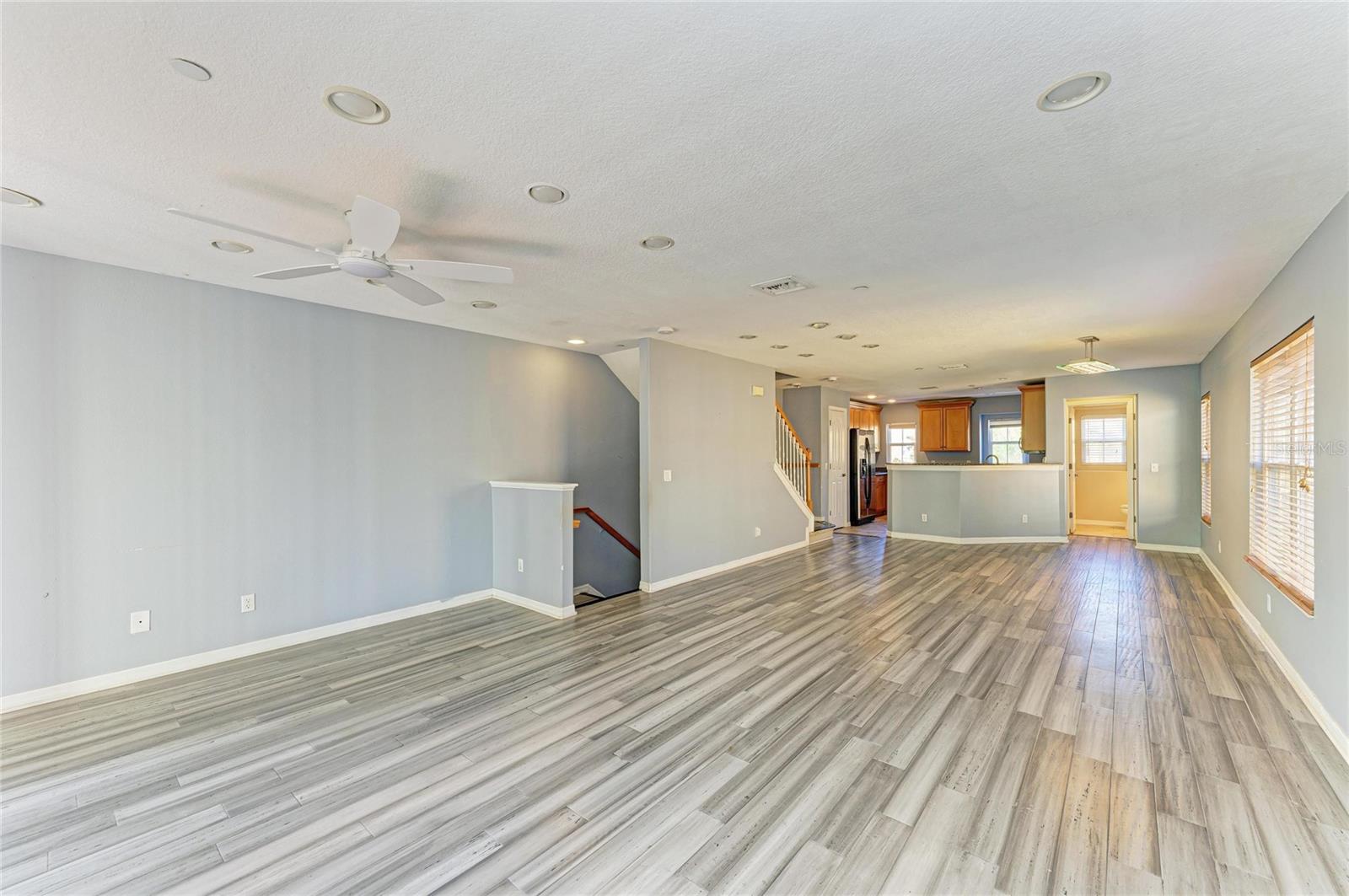 Image 9 of 51 For 8849 White Sage Loop 0