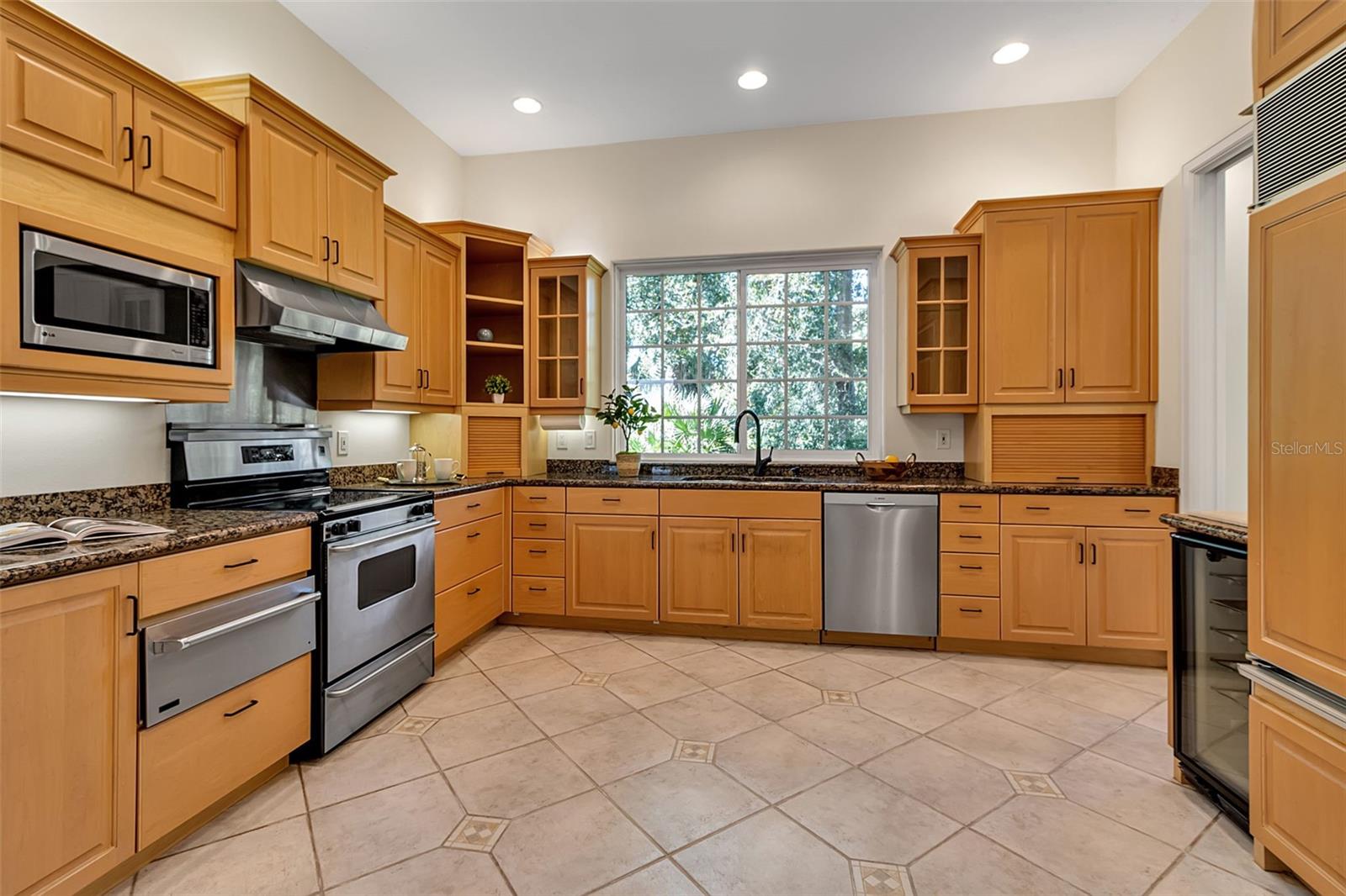 Image 26 of 100 For 137 Osprey Point Drive