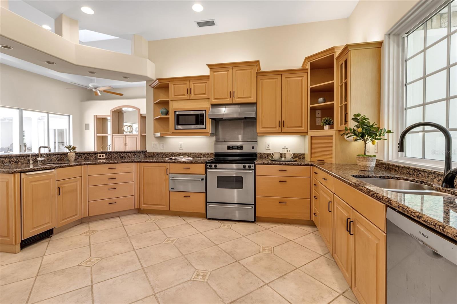 Image 29 of 100 For 137 Osprey Point Drive