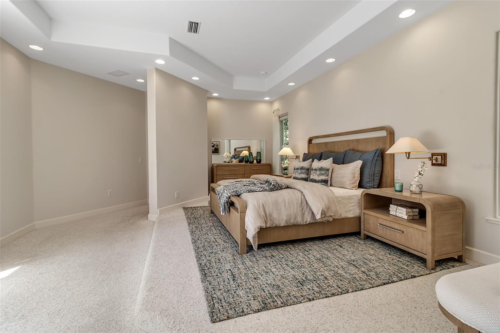 Image 34 of 100 For 137 Osprey Point Drive