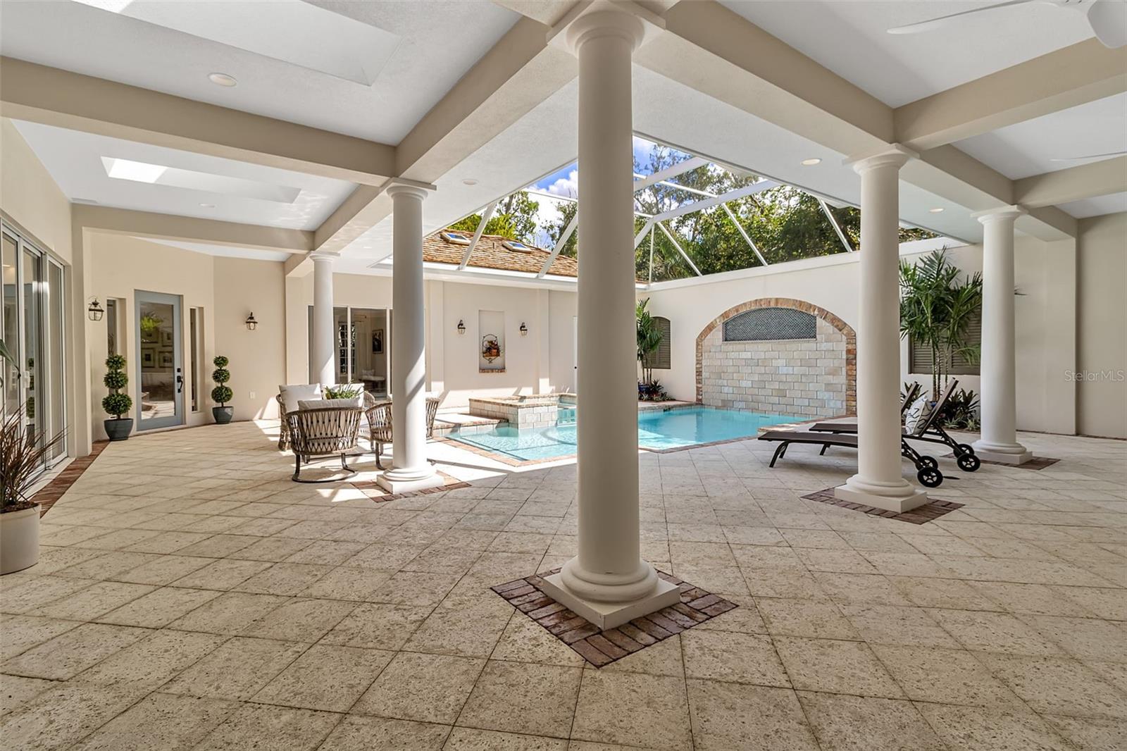 Image 9 of 100 For 137 Osprey Point Drive