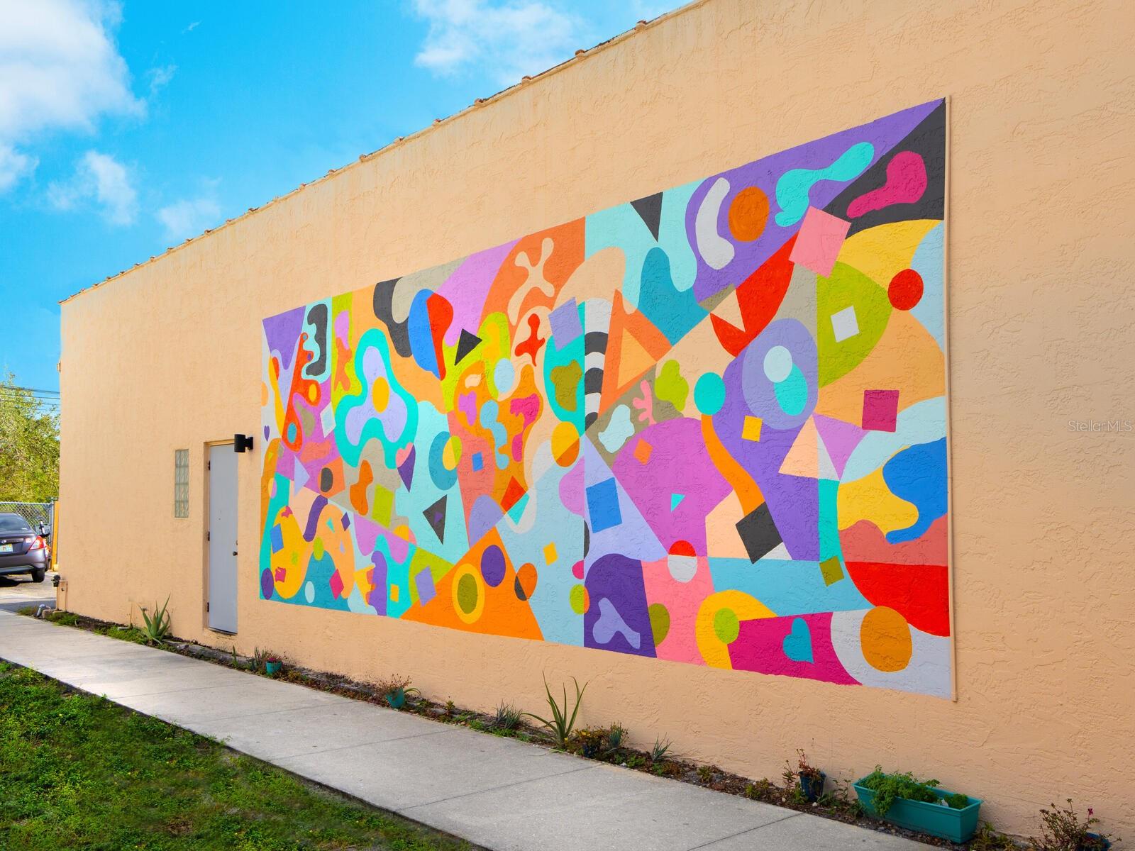 Image 22 of 32 For 1821 Lincoln Drive