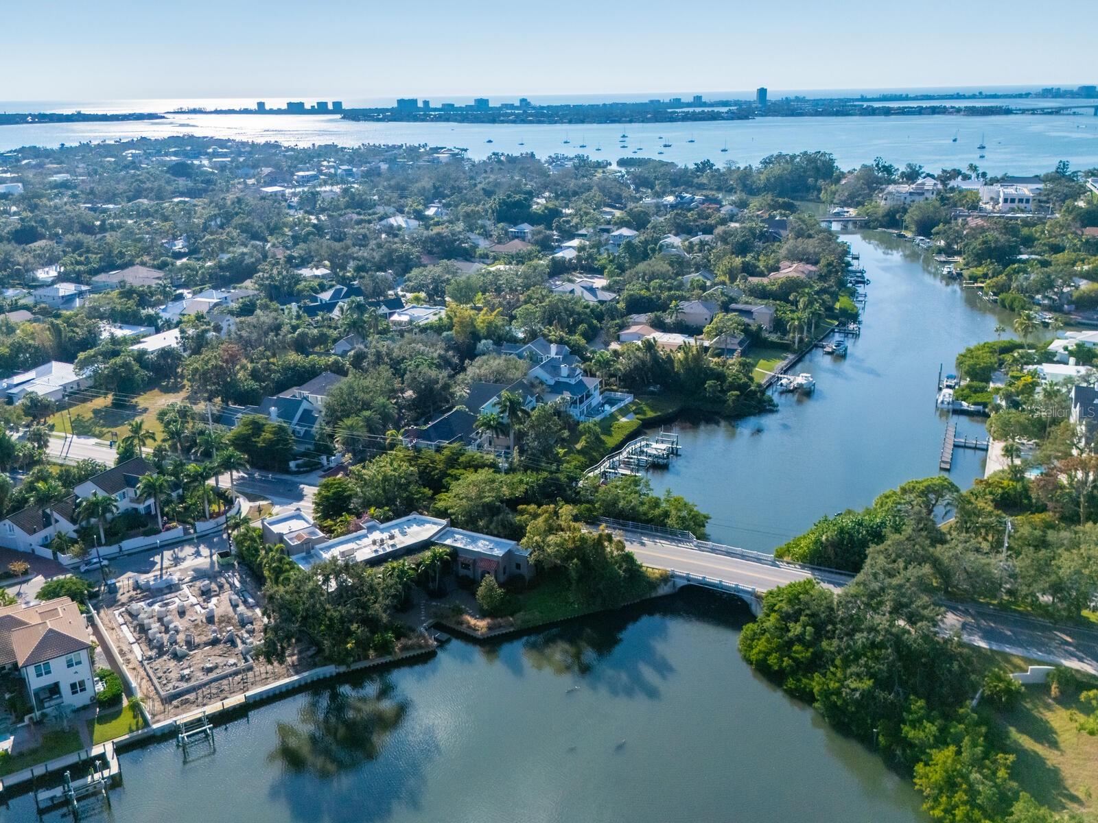 Image 30 of 32 For 1821 Lincoln Drive