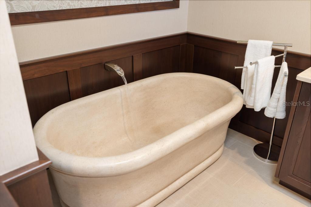 Image 30 of 69 For 500 Dona Drive